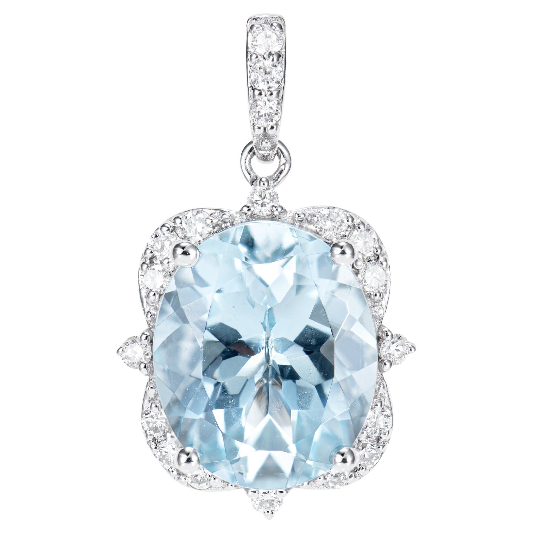 17.8 Carat Aquamarine Necklace in 18 Karat White Gold with Paraiba and  Alexandrite For Sale at 1stDibs