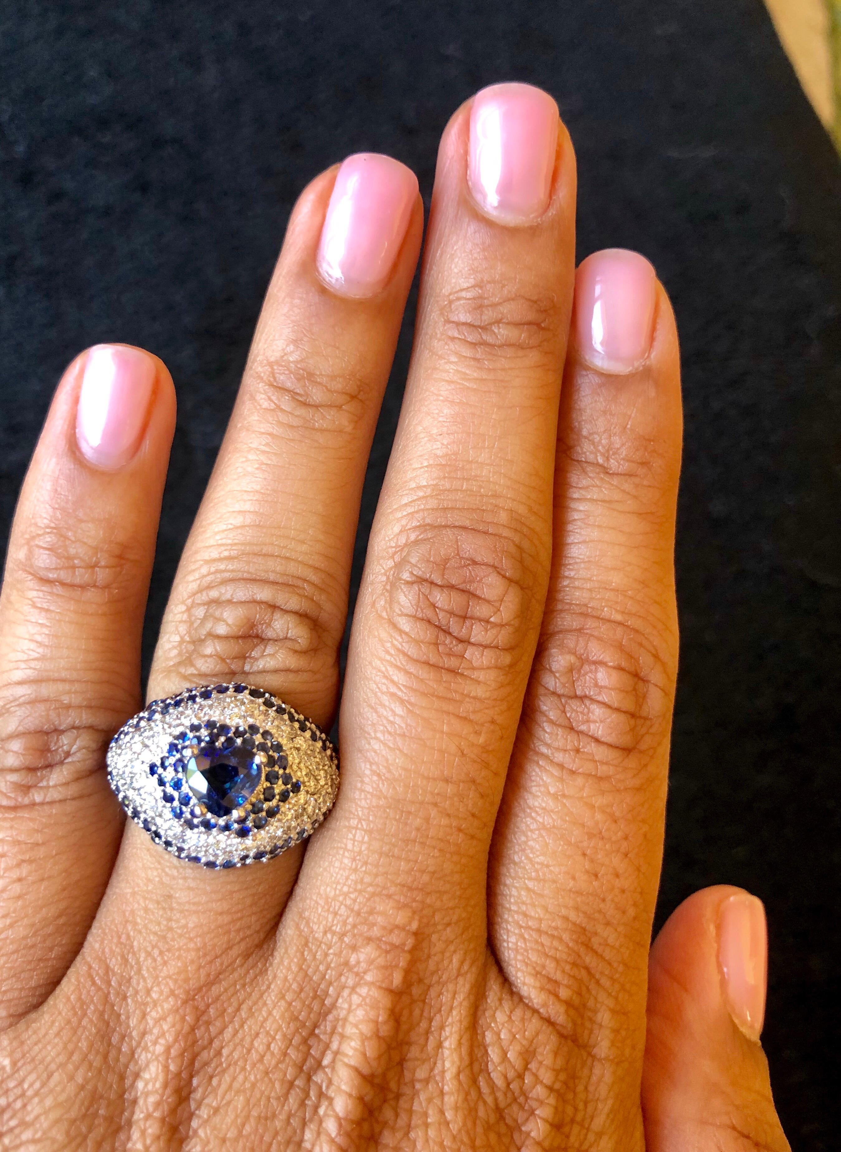 4,17 Karat Blauer Saphir Diamant 18 Karat Weißgold Cocktail-Ring im Zustand „Neu“ im Angebot in Los Angeles, CA