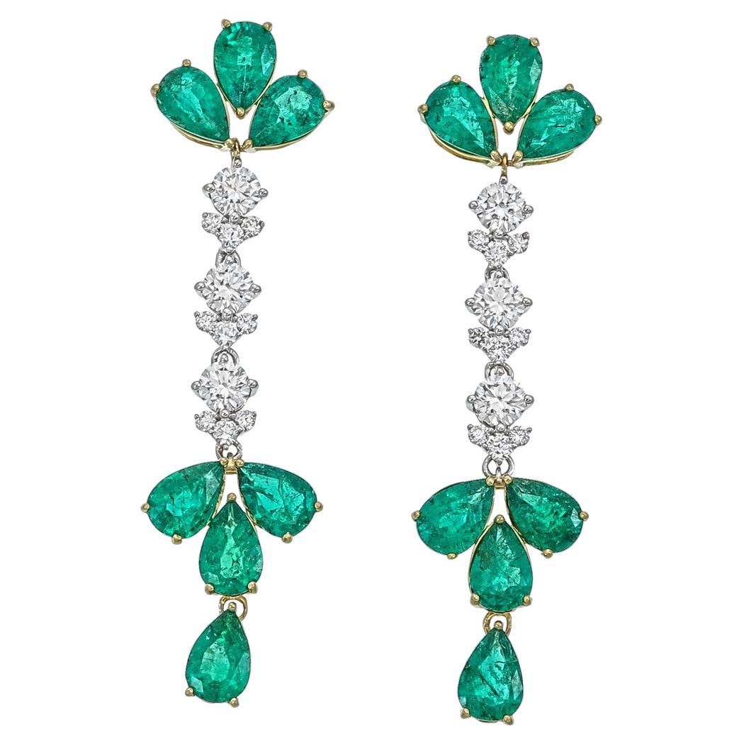 4.17 Carat Colombian Emerald Diamond Dangling Earring