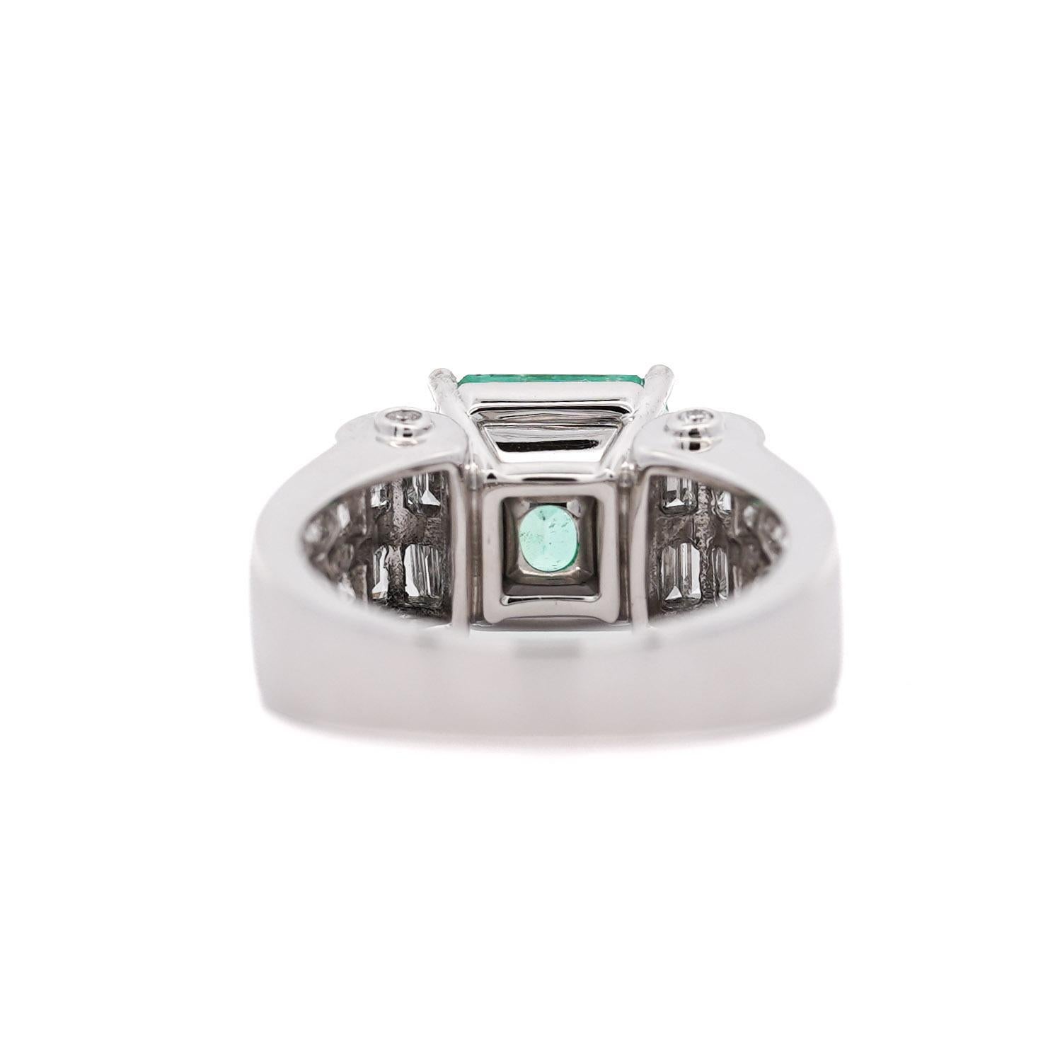 4.17 Carat Colombian Emerald & Diamond Unisex White Gold Ring For Sale 7