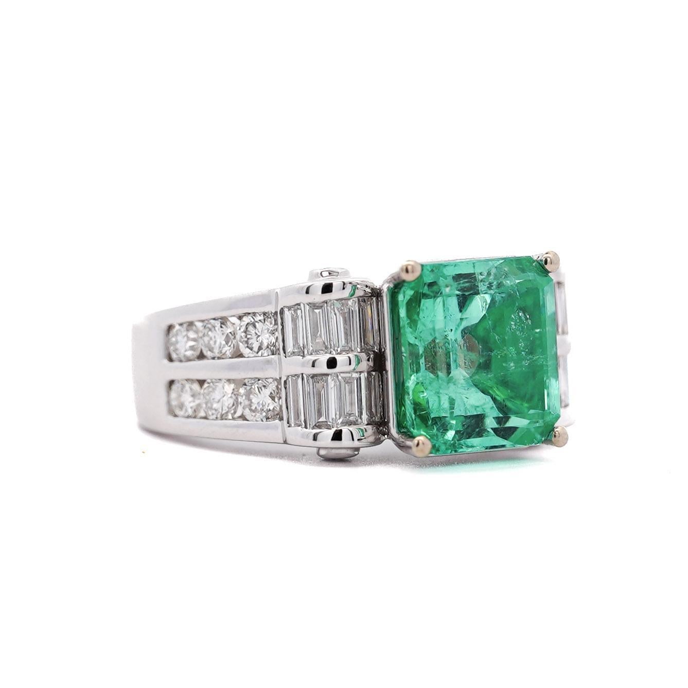 4.17 Carat Colombian Emerald & Diamond Unisex White Gold Ring For Sale 9