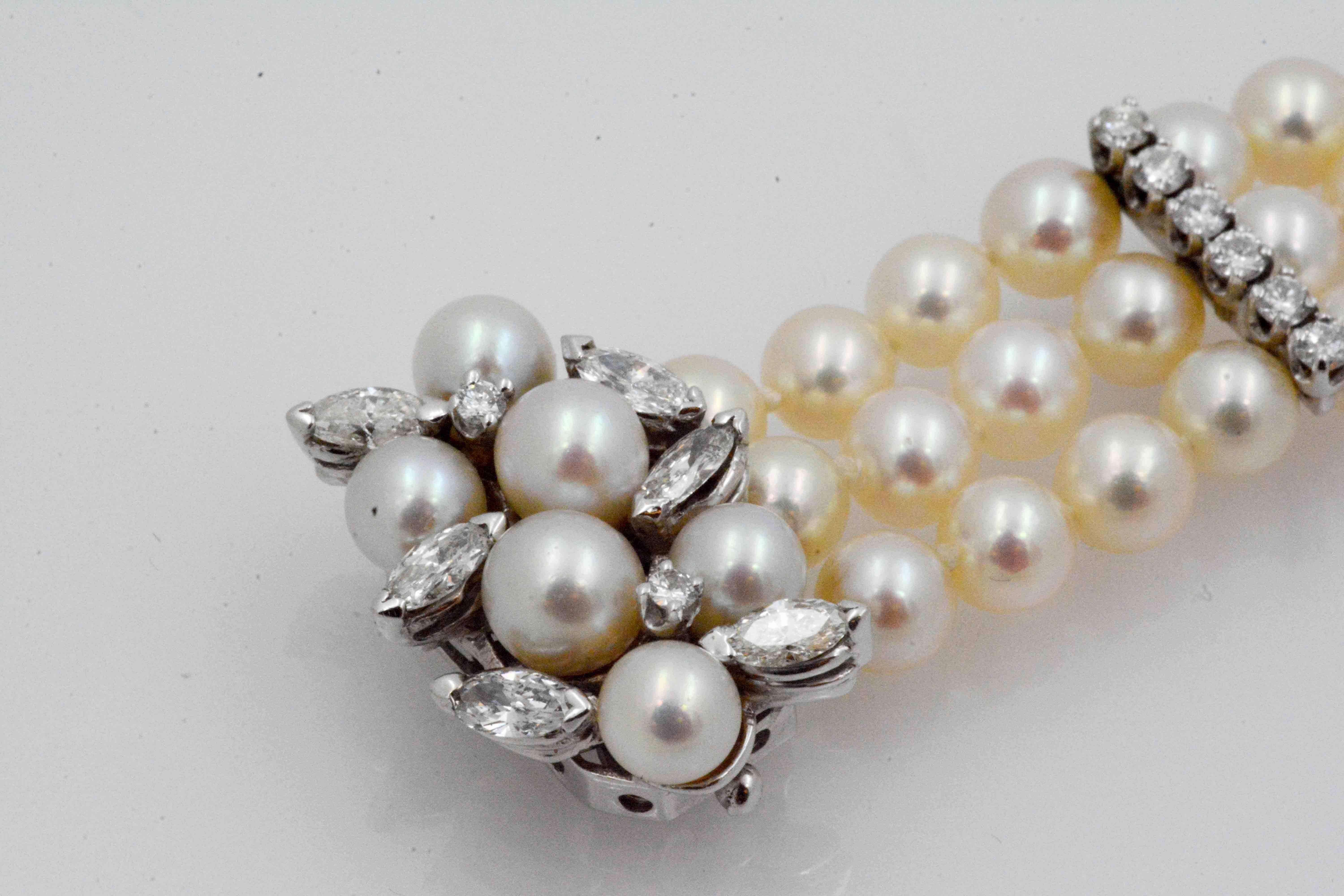 Modern 4.17 Carat Diamonds Three-Strands Pearls White Gold Bracelet