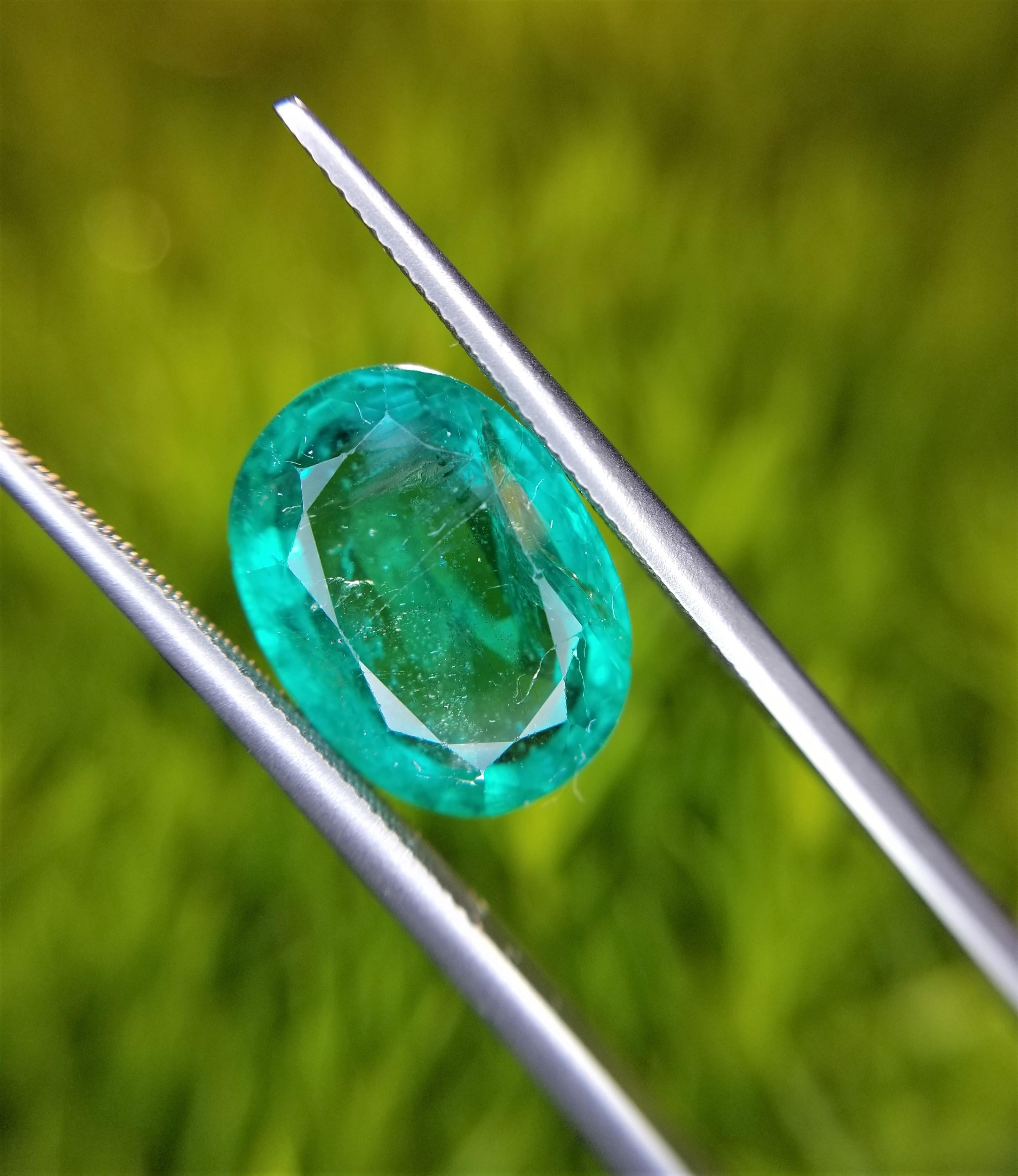 4,17 Karat Gewicht Oval geformt grüne Farbe IGITL zertifiziert Smaragd Edelstein Anhänger (Zeitgenössisch) im Angebot