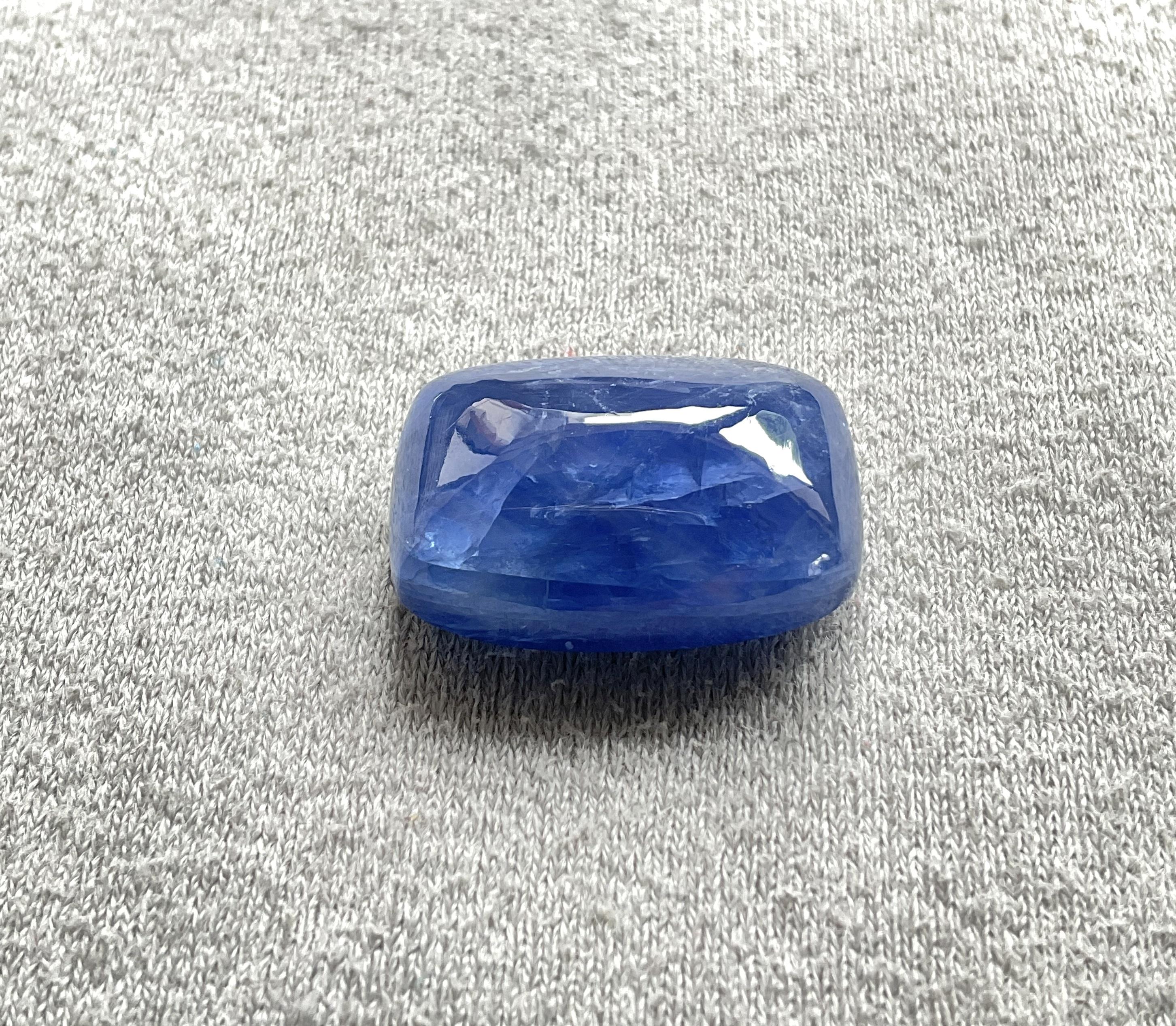 41.73 Carats Burmese Sapphire Cabochon Sugarloaf No-Heat Top Quality Natural Gem In New Condition For Sale In Jaipur, RJ