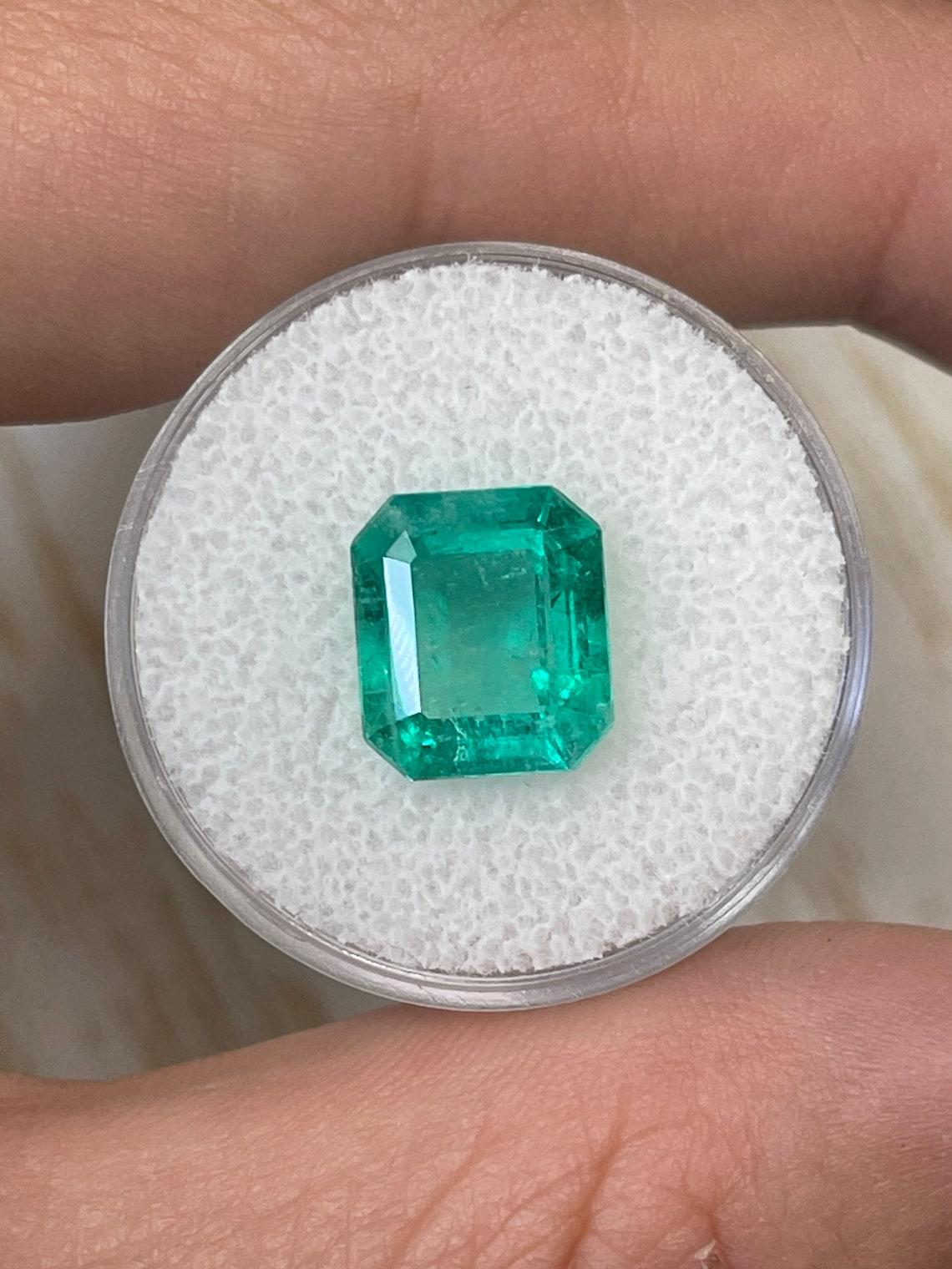 Women's or Men's 4.17ct Bluish Green Colombian Emerald 11x9mm Classic Cut Genuine May Birthstone For Sale