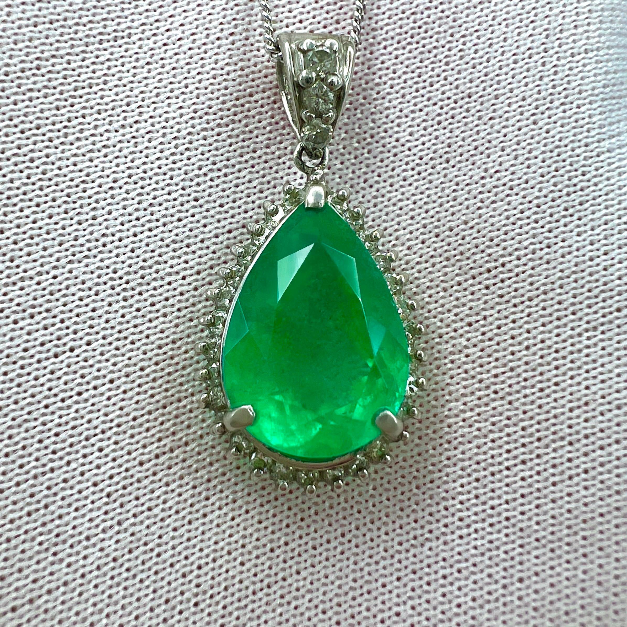 4.17ct GIA Certified Colombian Emerald & Diamond Pear Cut Platinum Halo Pendant For Sale 2