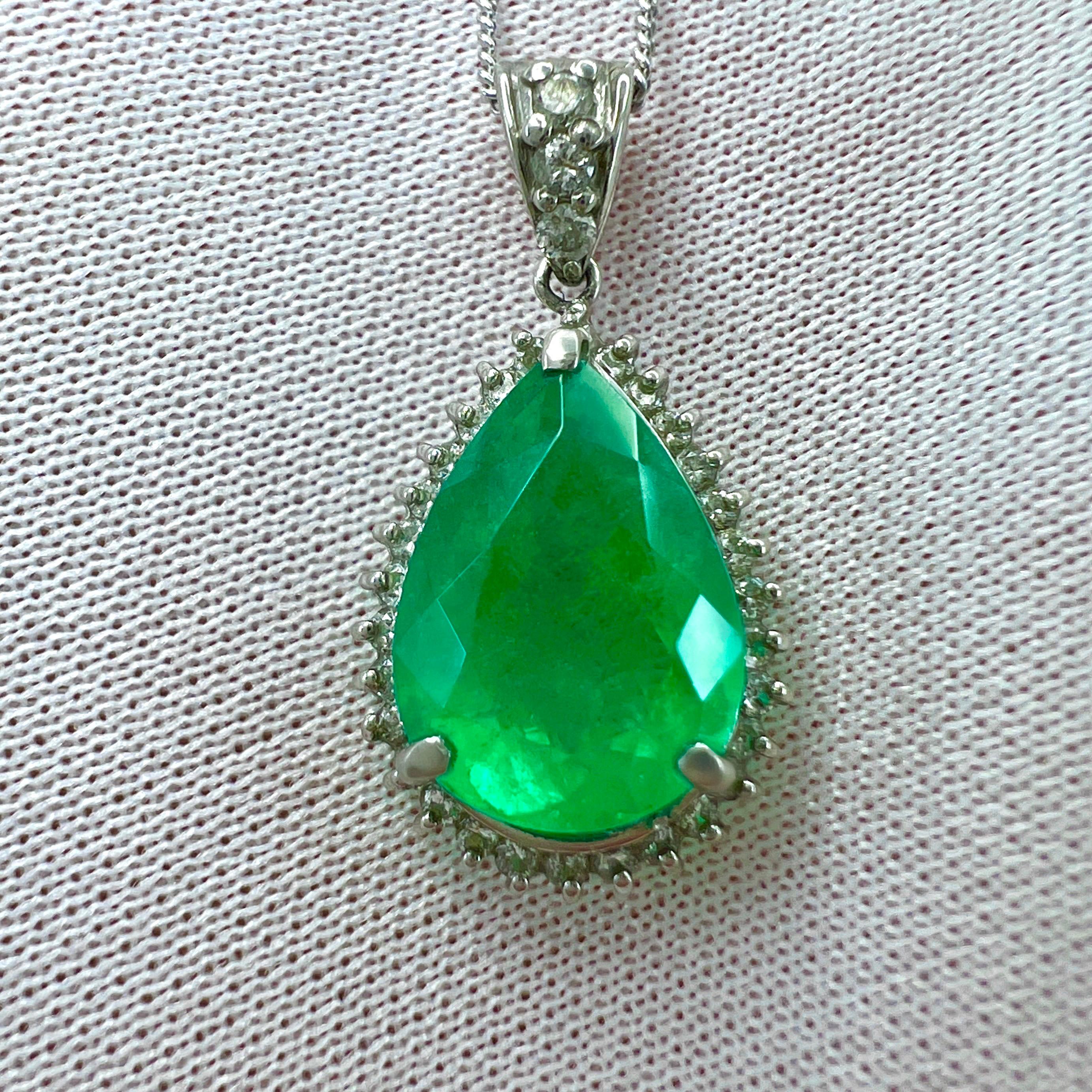 4.17ct GIA Certified Colombian Emerald & Diamond Pear Cut Platinum Halo Pendant For Sale 4