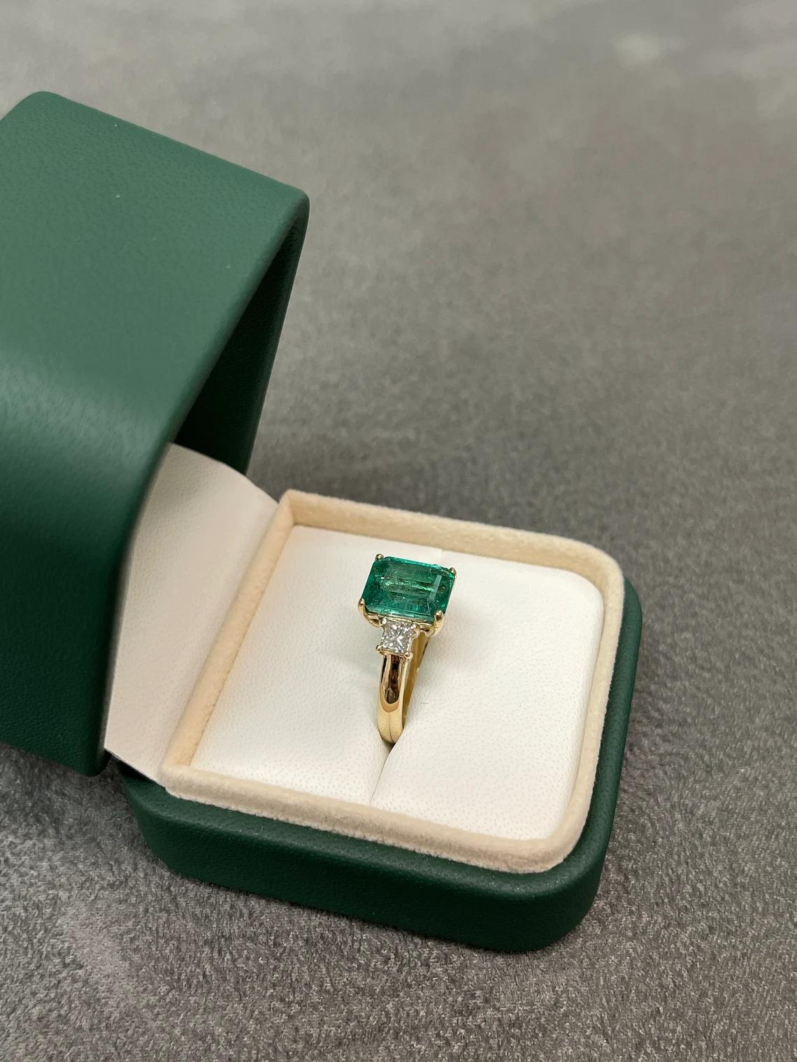 emerald ring princess cut