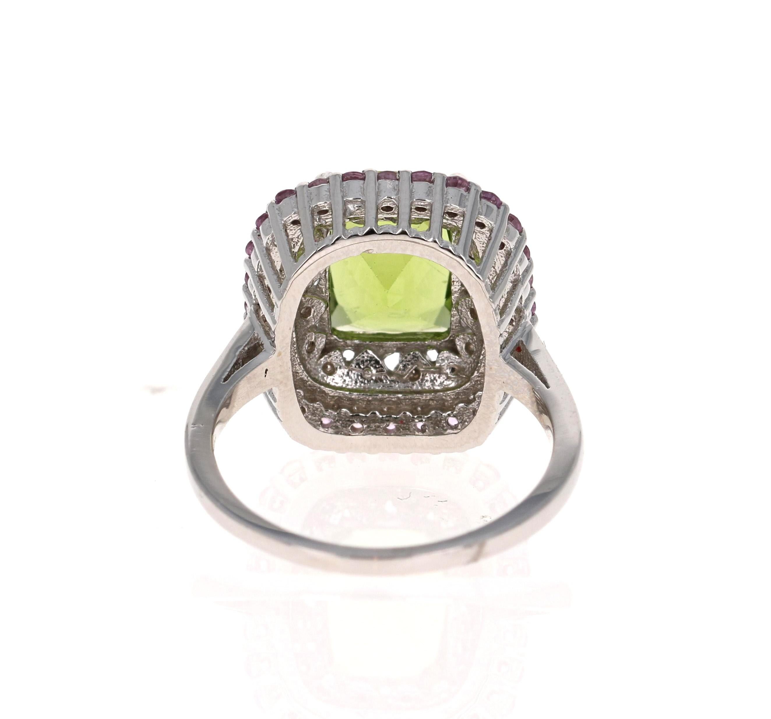 4.18 Carat Cushion Cut Peridot Sapphire and Diamond 14 Karat White Gold Ring In New Condition For Sale In Los Angeles, CA