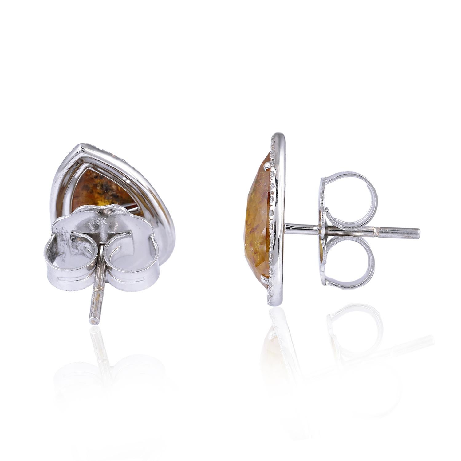 Pear Cut 4.18 Carat Fancy Diamond 18 Karat Gold Pear Stud Earrings For Sale