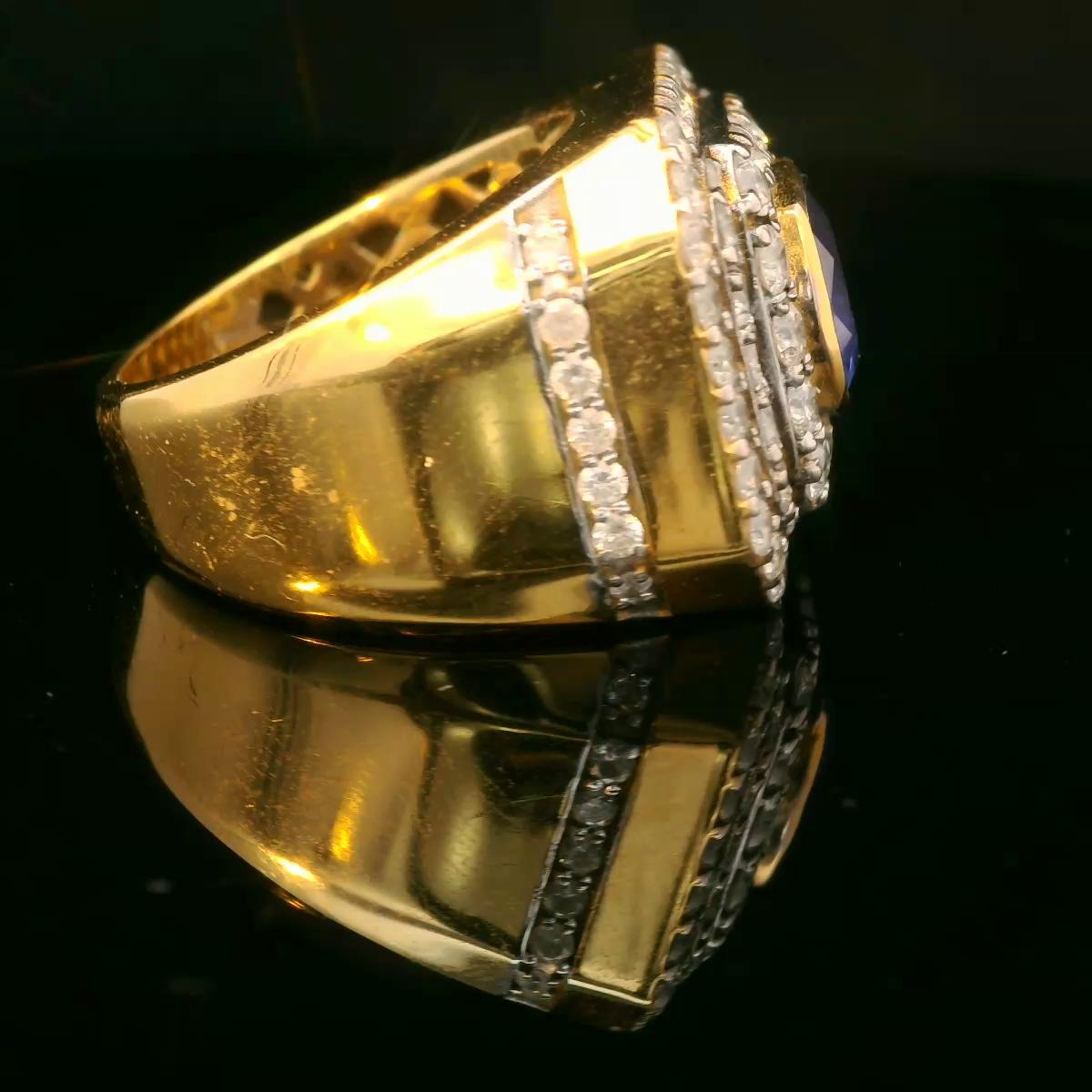 Cluster-Ring mit 4,18 Karat natürlichem Ceylon-Saphir und Diamant im Angebot 4