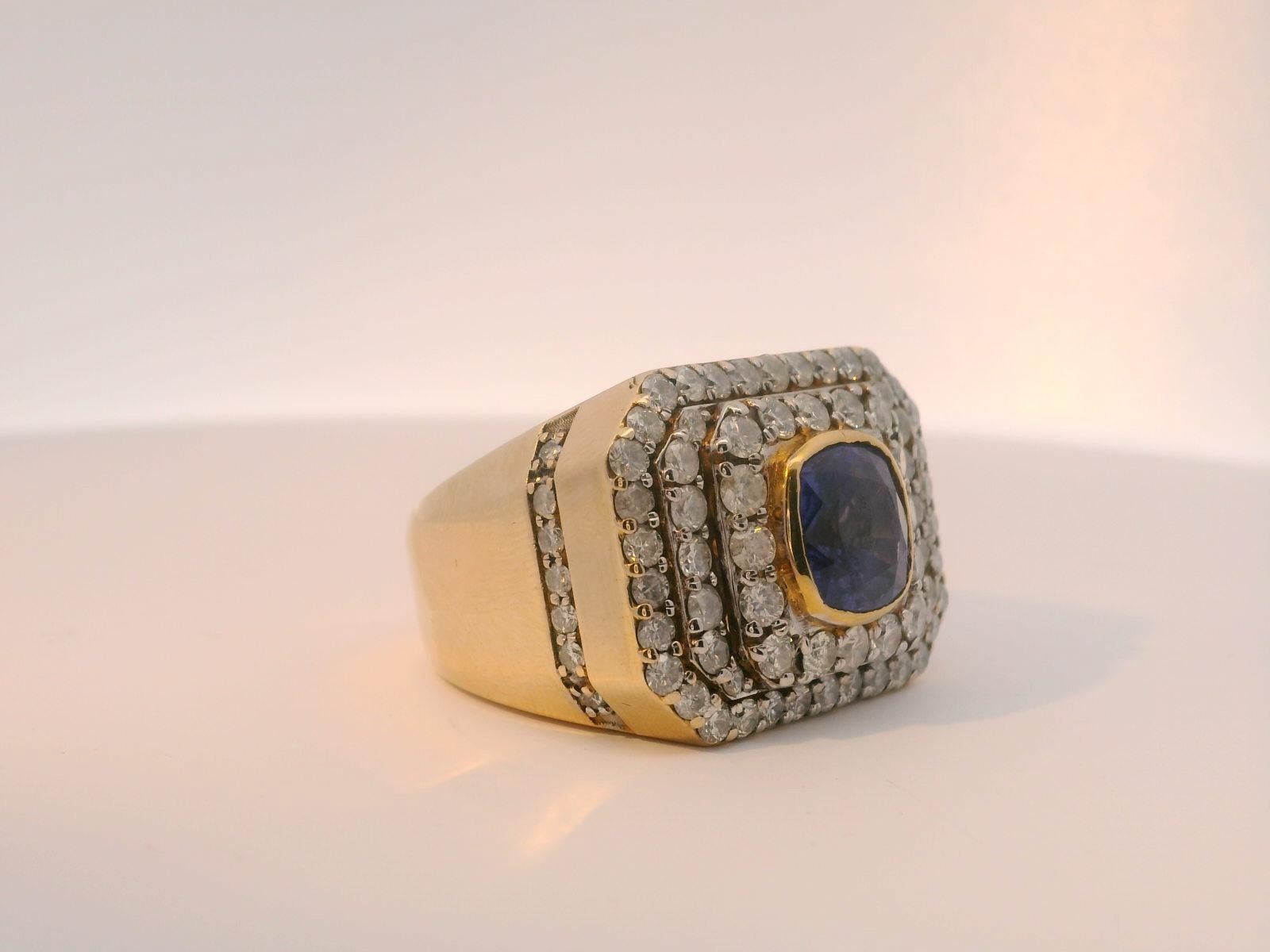 Cluster-Ring mit 4,18 Karat natürlichem Ceylon-Saphir und Diamant im Angebot 8