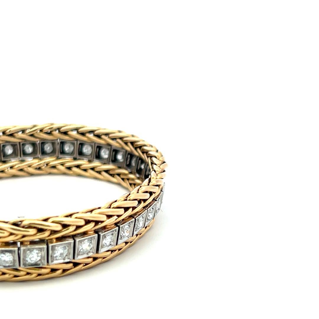 Brilliant Cut 4.18 Carat Round Brilliant Diamond 14K Two Tone Gold/Platinum Tennis Bracelet