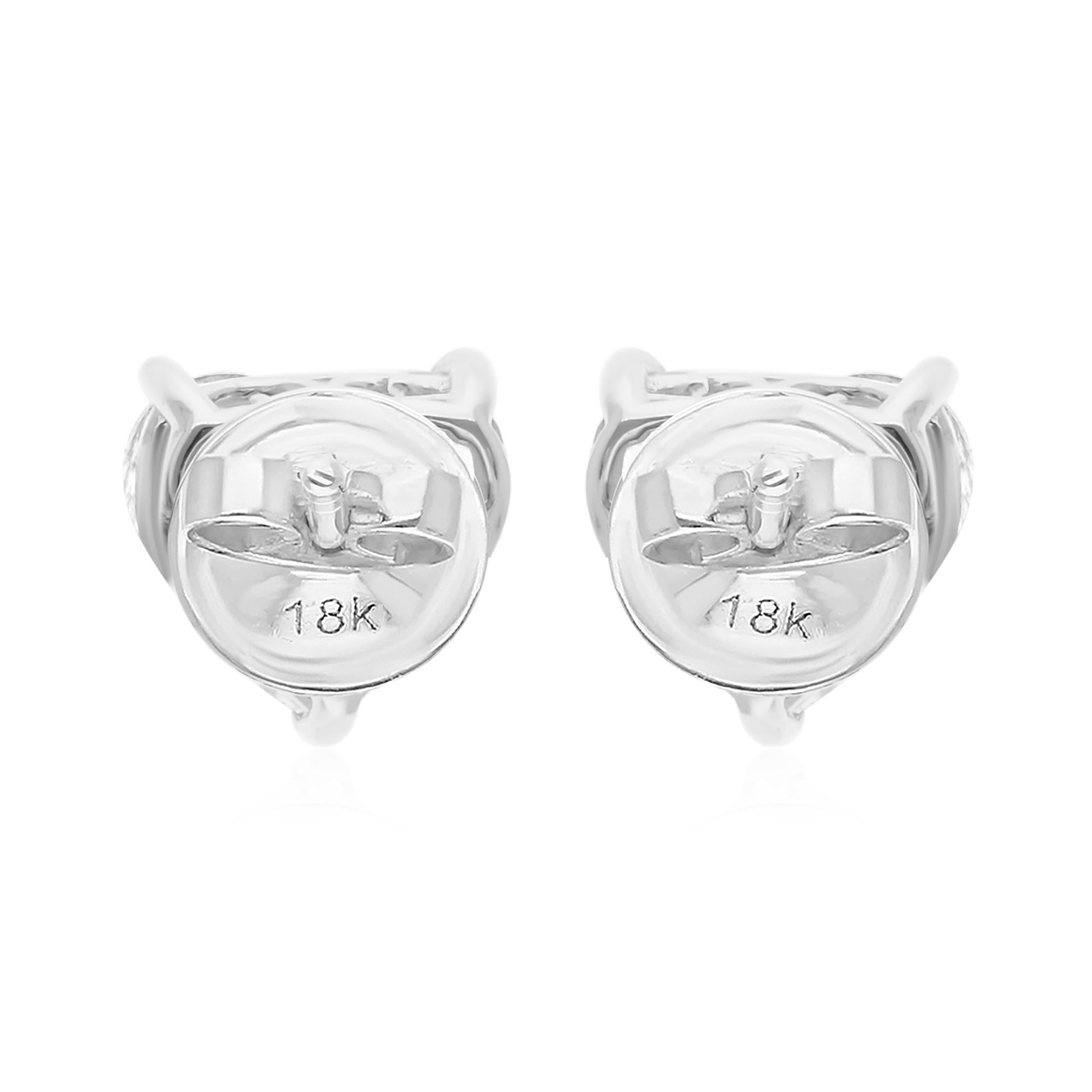 4.18 Carat SI Clarity HI Color Heart Diamond Stud Earrings 18 Karat White Gold In New Condition For Sale In Diera, Dubai