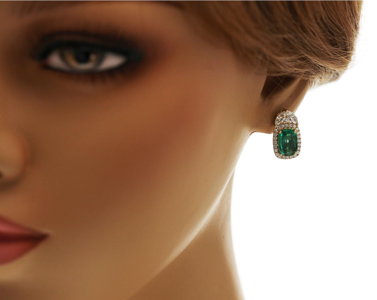 100% Authentic, 100% Customer Satisfaction

Height: 18.5 mm

Width: 10 mm

Metal:14K Yellow Gold

Hallmarks: 14K

Total Weight: 4.30 Grams

Stone Type: 4.18 CT Natural Emerald & G SI2 1.44 CT Diamonds

Condition: New

Estimated Price: $12700

Stock