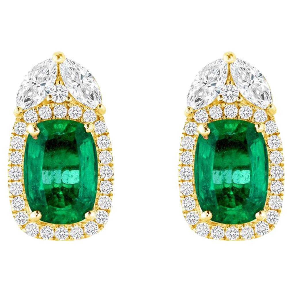 4.18 CT Natural Emerald 1.44 CT Diamonds 14K Yellow Gold Stud Earrings For Sale