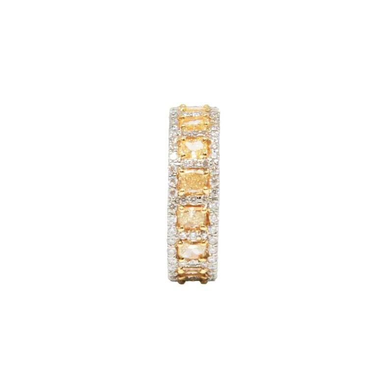 4.17 ct Natural Yellow Diamond Eternity Band In New Condition For Sale In Chicago, IL