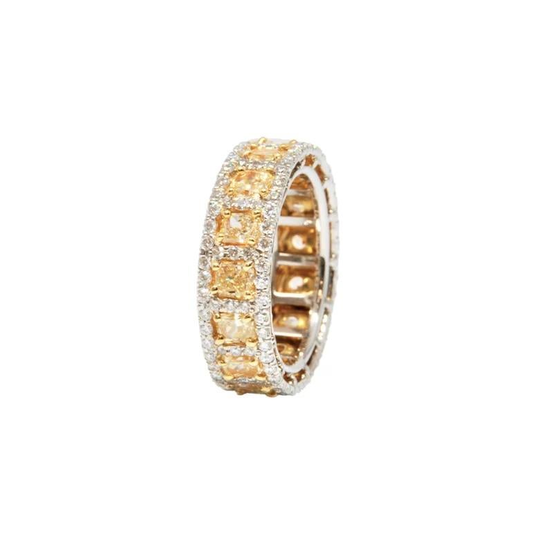 4.17 ct Natural Yellow Diamond Eternity Band In New Condition For Sale In Chicago, IL