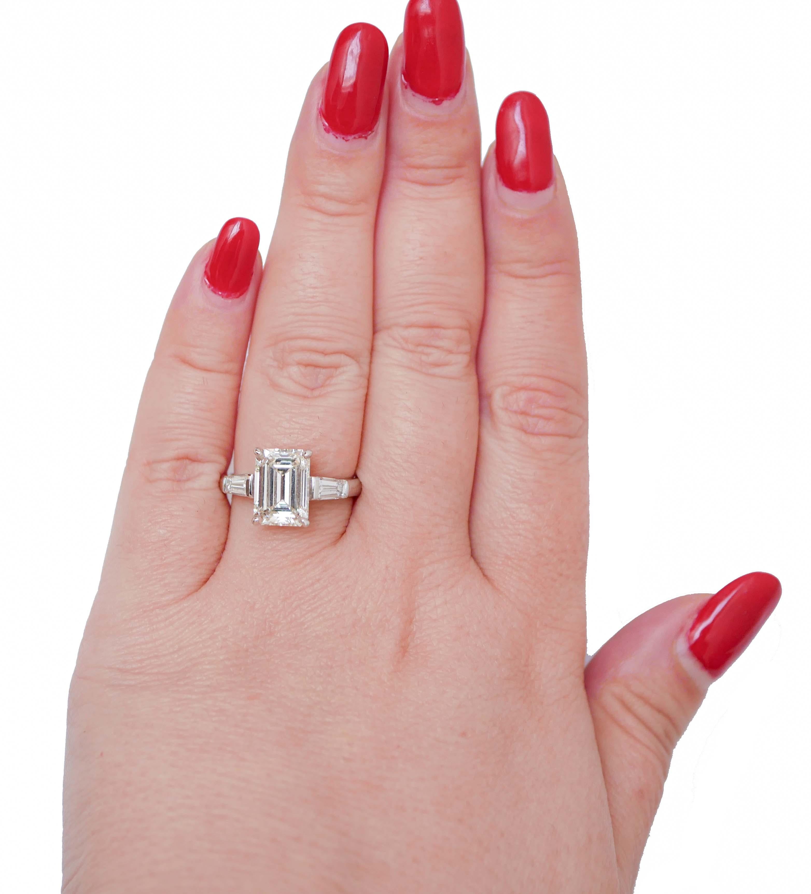 Mixed Cut 4.19 Carat Diamonds, 18 Karat White Gold Ring. For Sale