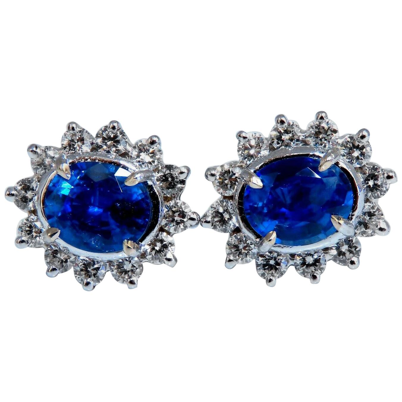 4.19 Carat Natural Sapphire Diamonds Cluster Earrings 14 Karat Gold For Sale
