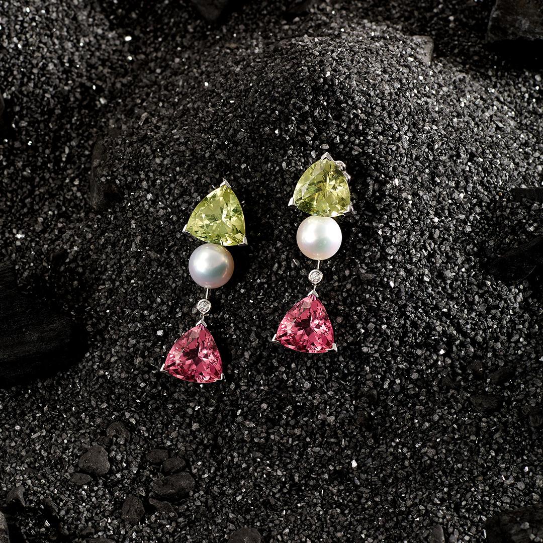 18ct white gold, diamond and tourmaline stud drop earrings with 11mm silver south sea pearls. Tourmaline green and pink 41.96 ct. 