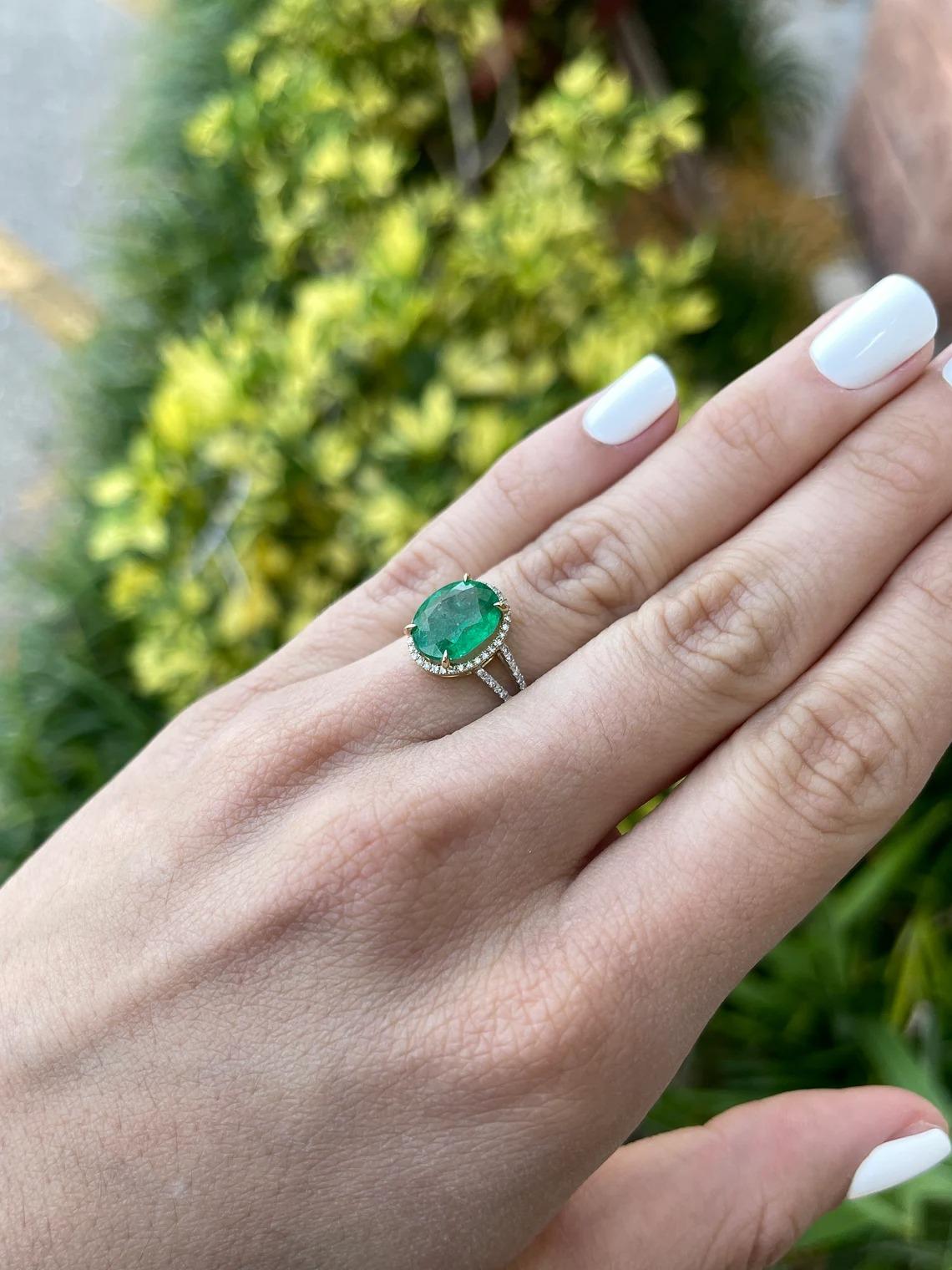 4.19tcw 14K Natural Emerald-Oval Cut & Diamond Halo Split Shank Engagement Ring In New Condition For Sale In Jupiter, FL