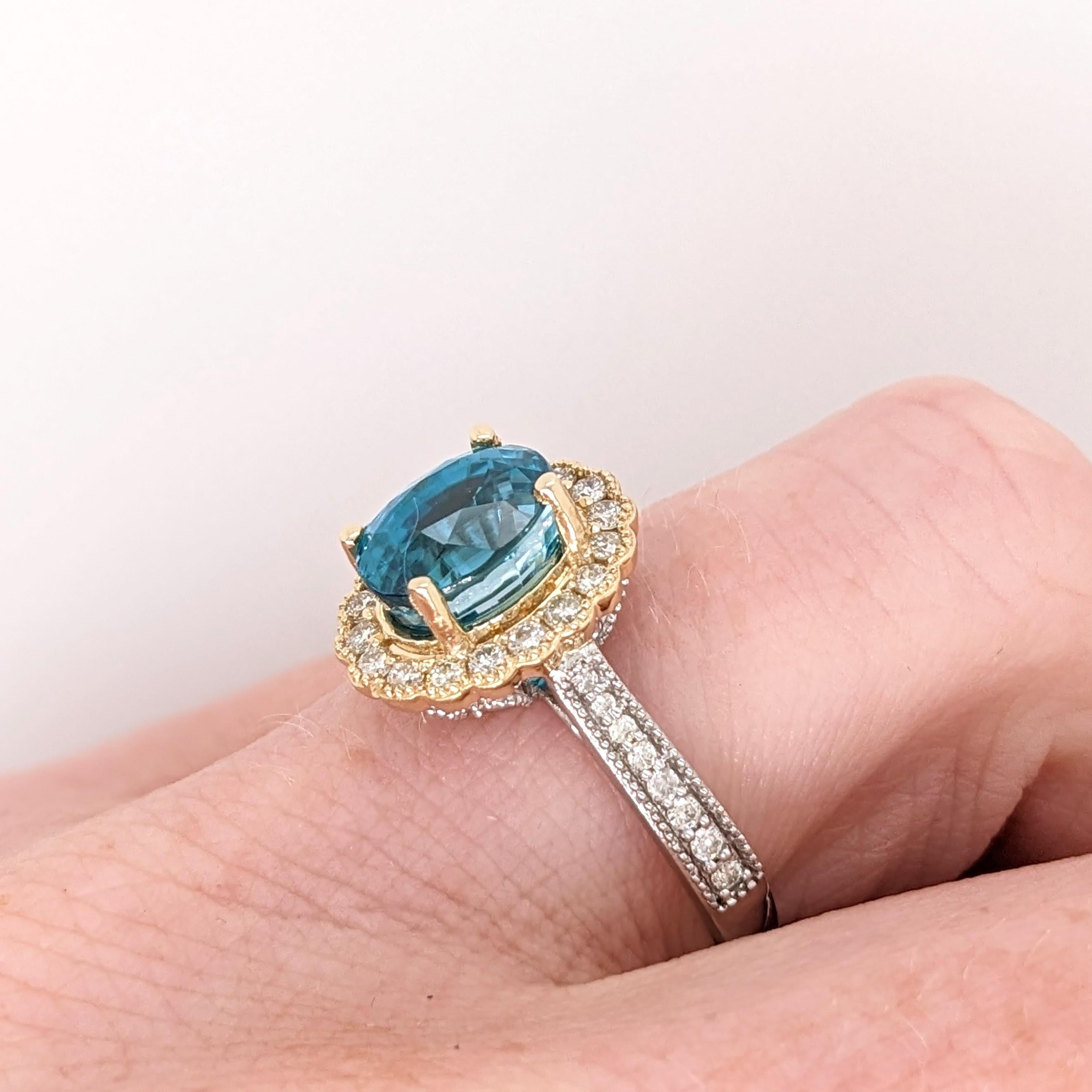 4.1ct Blue Zircon Ring w Earth Mined Diamonds in Solid 14k Dual Tone Gold OV 9x7 For Sale 2