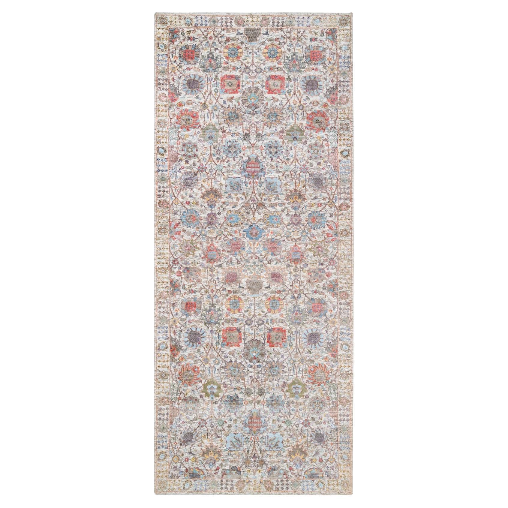 4'1 "x10'3" Elfenbein Tabriz Seide mit strukturierter Wolle Hand geknüpft breite Läufer Teppich im Angebot