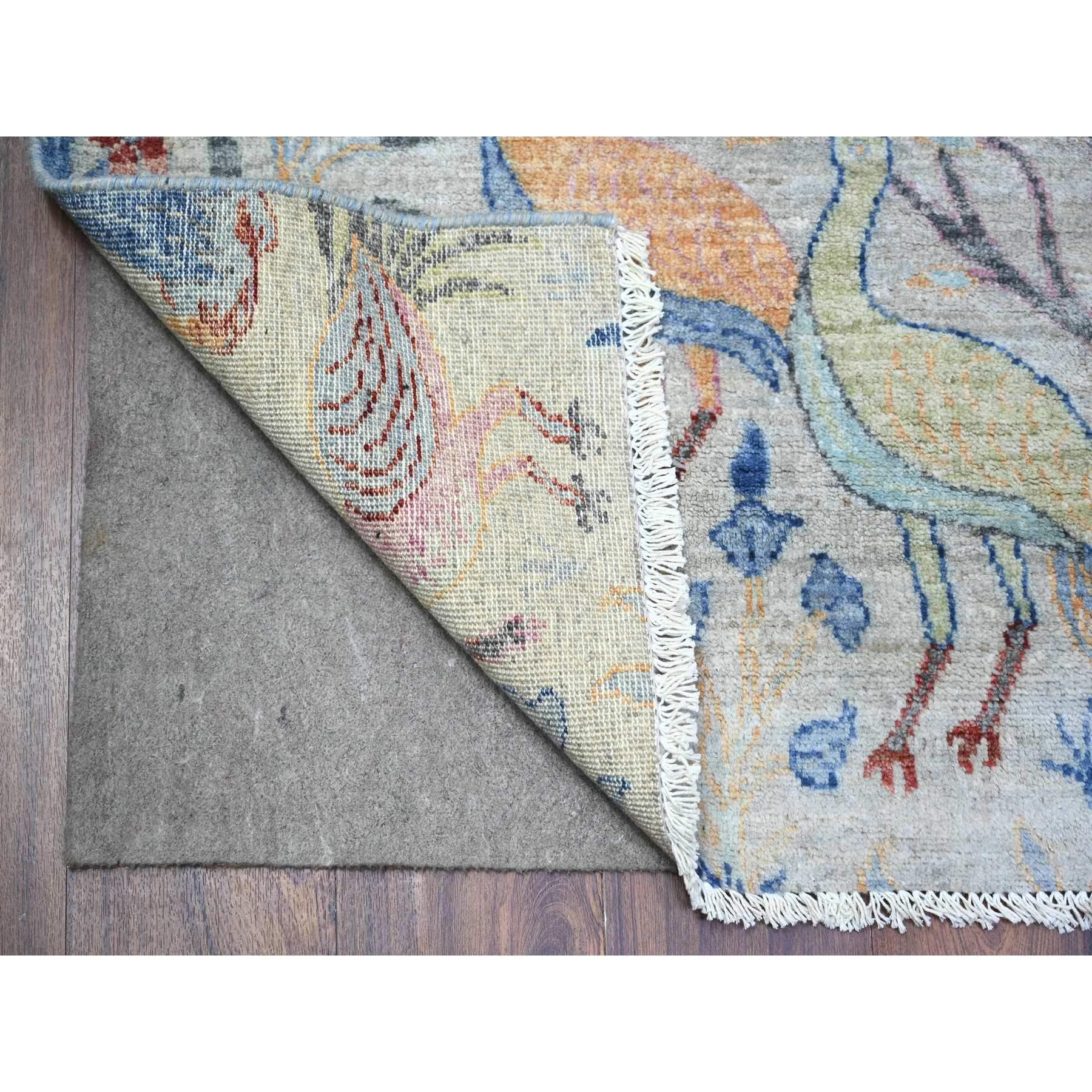 This is a truly genuine one-of-a-kind Afghan Peshawar with Birds of Paradise, Oriental Rug. It has been Knotted for months and months in the centuries-old weaving craftsmanship techniques by expert artisans.
Primary materials: Wool
Latex: No Pile