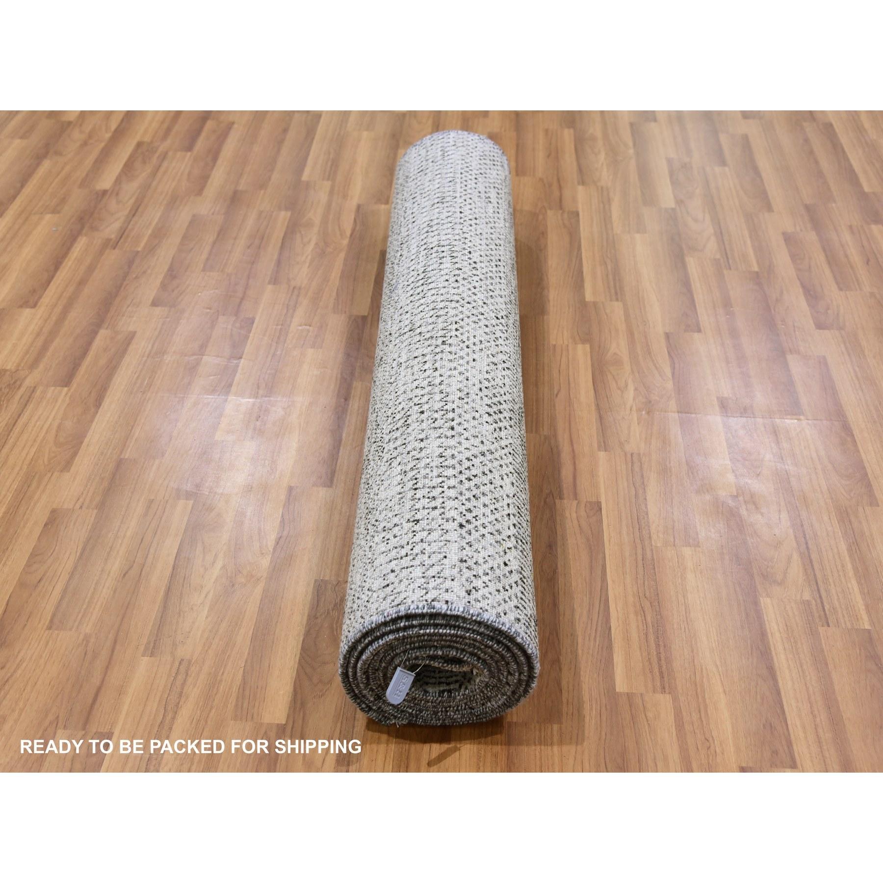 Hand-Knotted 4'1