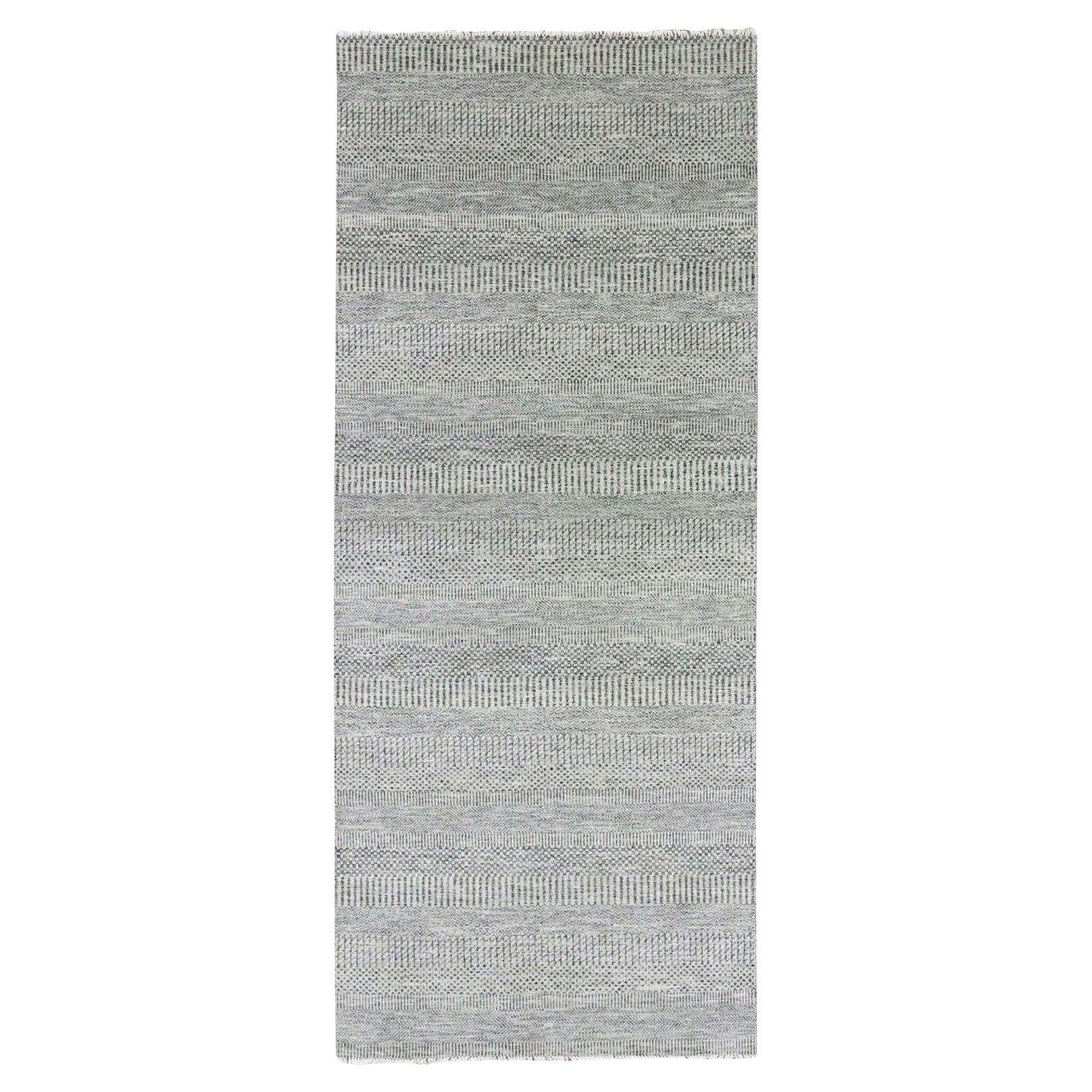 Tappeto orientale 4'1 "x12'1" Gentle Gray Grass Design annodato a mano e non colorato in lana