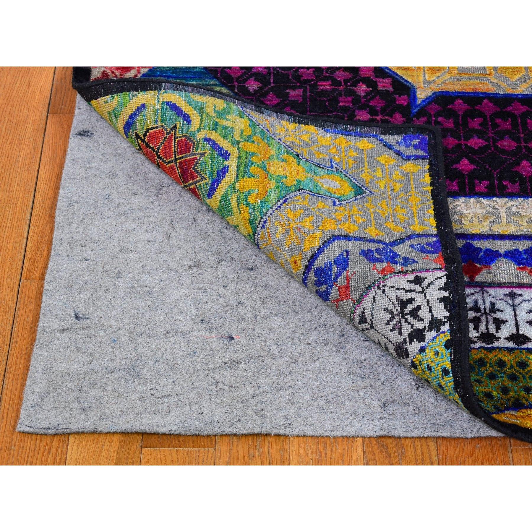 Indiano Tappeto Runner annodato a mano in seta Sari con lana testurizzata Mamluke Design/One in vendita