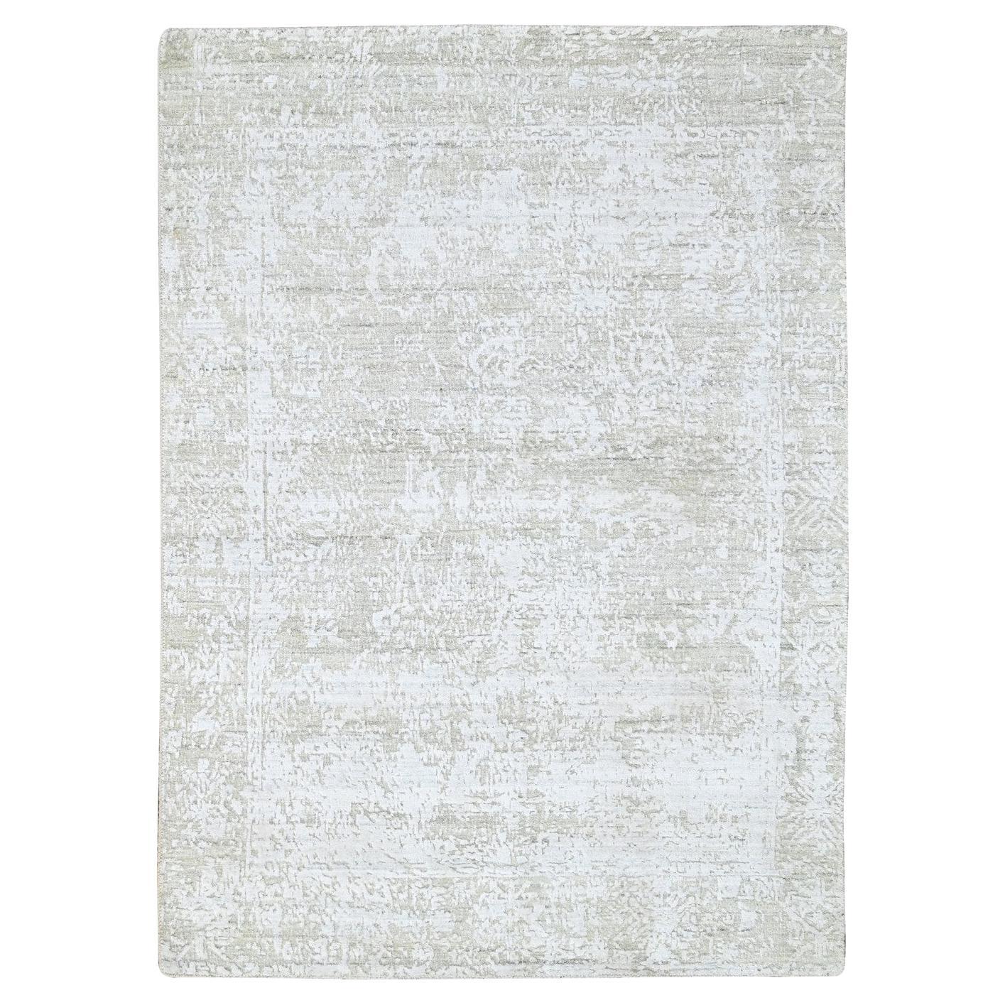 4
1"x5
10" Gray Textured Pile Modern Design Hand Loomed Wool and Bamboo Silk Rug For Sale