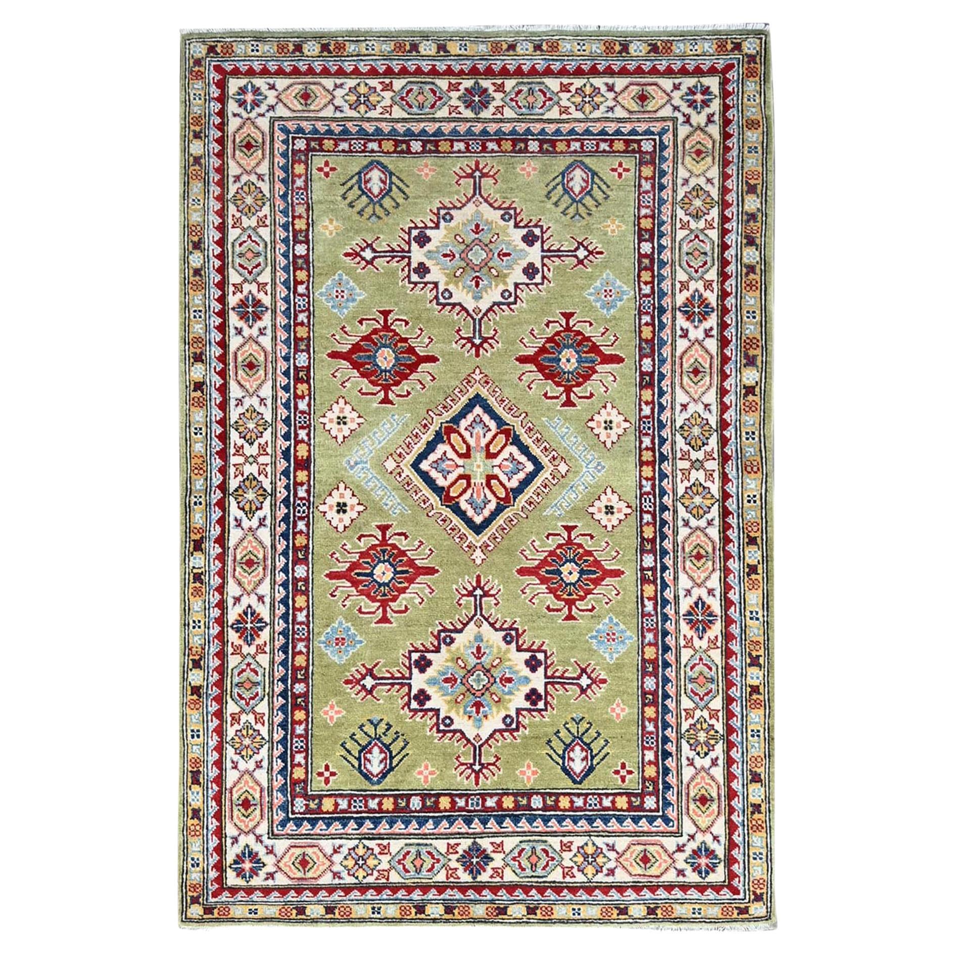 4'1 "x5'10" Green Natural Dyes Soft Wool Hand Knotsted Kazak Oriental Rugs en vente