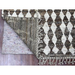 4'1"x5'6" Brown Moroccan Weave Geometric Pattern Soft Wool Hand Knotted Rug