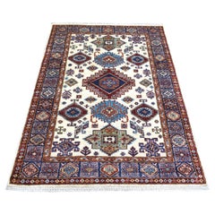 4'1 "x5'8" Elfenbein Reine Wolle Handgeknüpft Kaukasisch Super Kazak Teppich