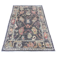 4'1"x6' Dim Gray Handgeknüpfter afghanischer Angora-Wollteppich mit Oushak-Blattmuster