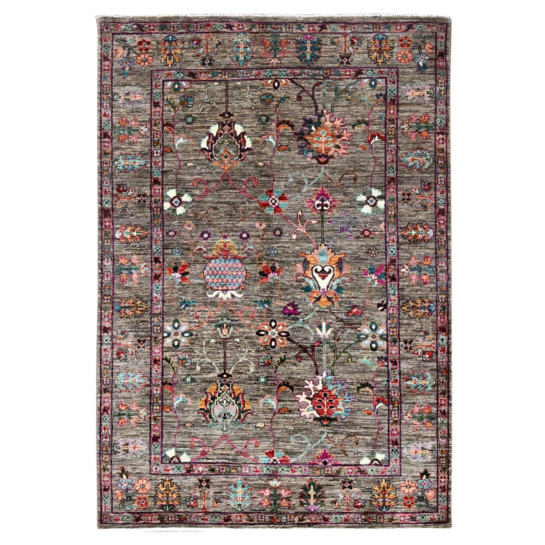 4'1"x6' Gay Hand Knotted Densely Woven Sultani Pomegranate Wool Oriental Rug For Sale