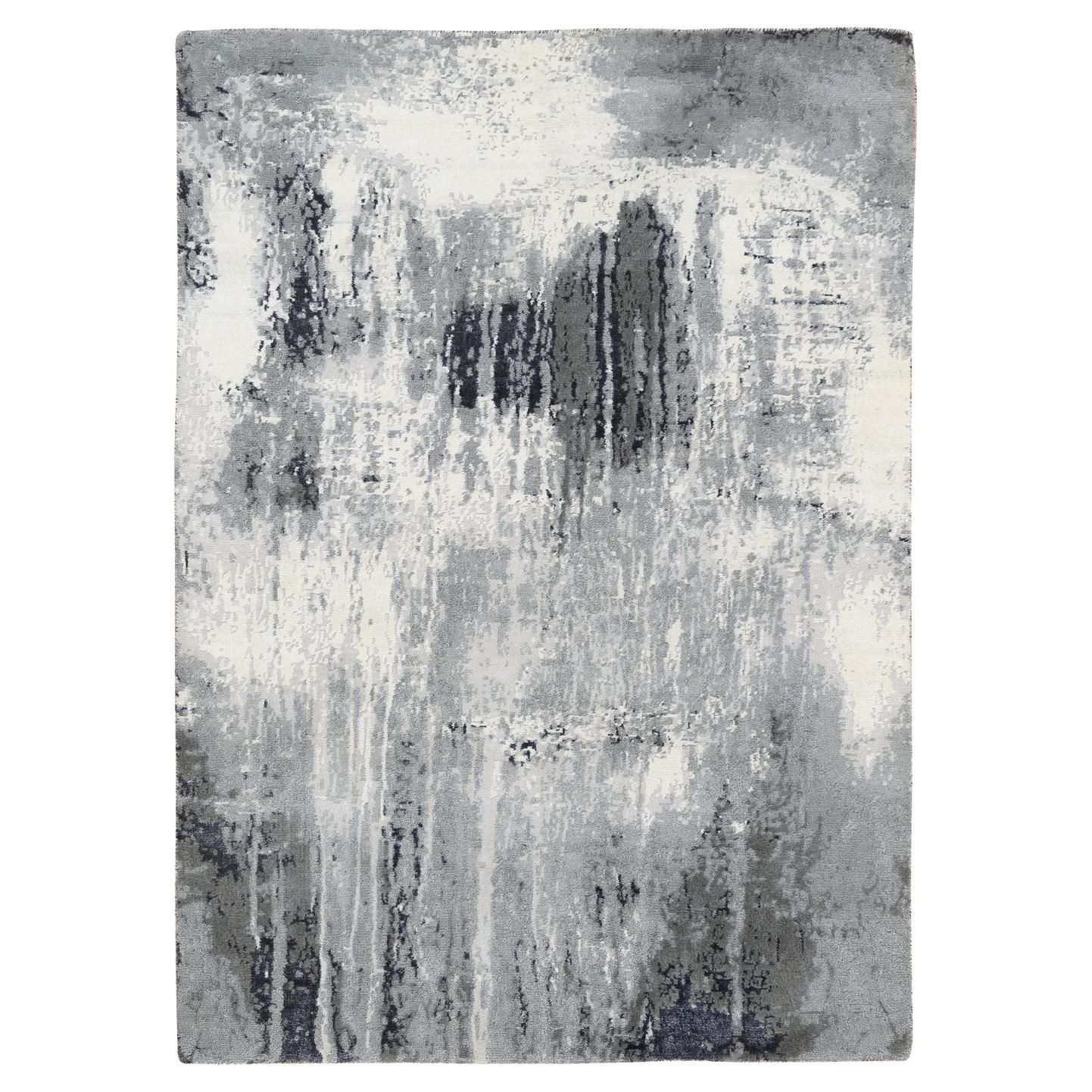 4'1"x6' Gray Abstract Design Wool and Silk Hand Knotted Oriental Rug