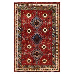 4'1"x6'6" Scarlet Red Vintage Persian Shiraz Hand Knotted Pure Wool Oriental Rug