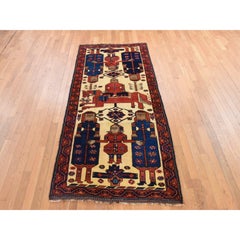 4'1"x9'7" Ivory Vintage Persian Shiraz Pictorial Hand Knotted Wool Oriental Rug