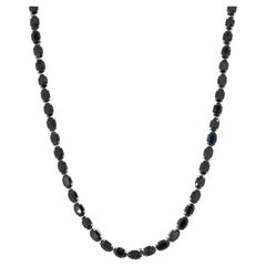 Collana da tennis in argento sterling da 42-5/8 carati con zaffiro ovale blu ultra scuro da 18 pollici