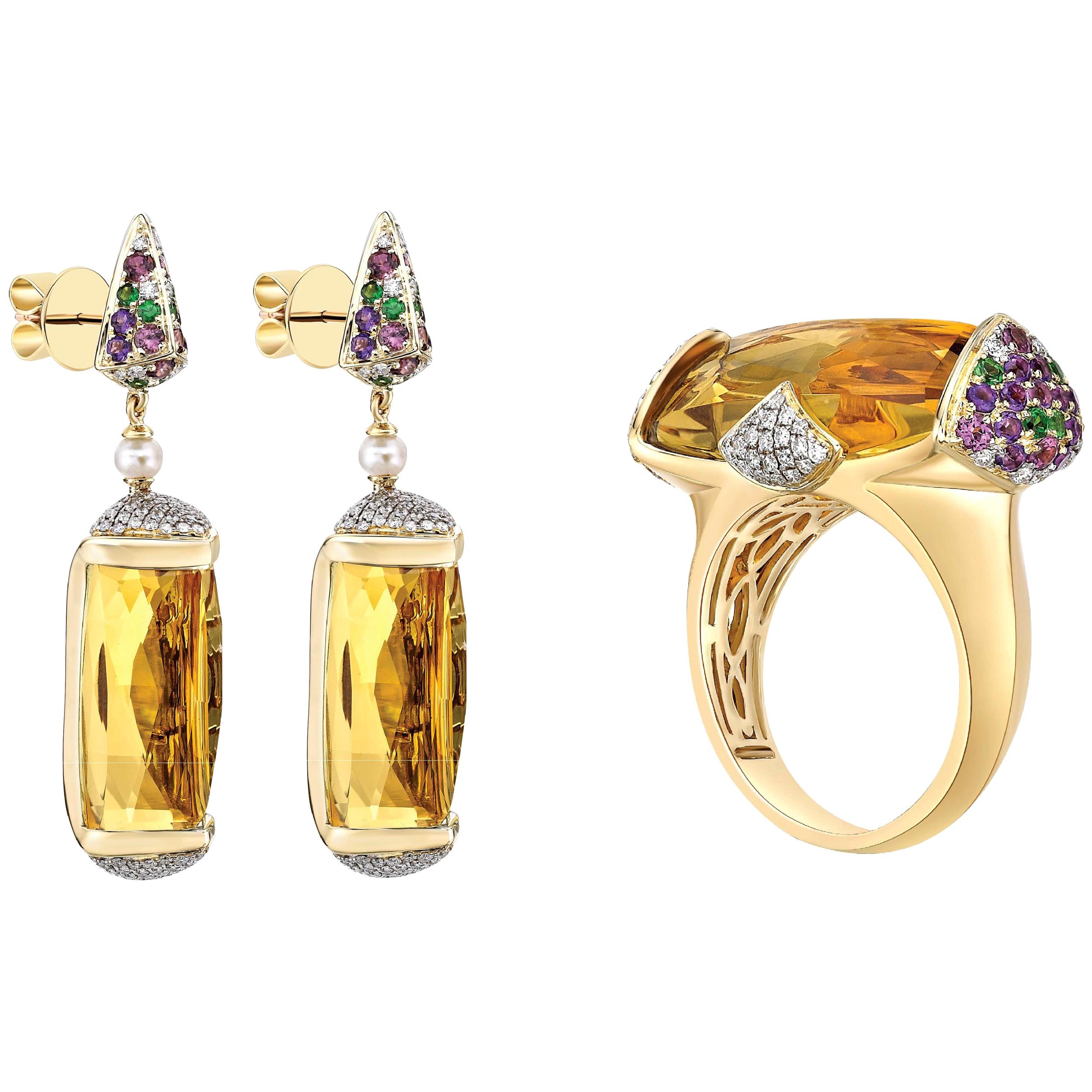 42 Carat Honey Quartz Ring and Earring Set in 18 Karat Yellow Gold with Diamonds For Sale
