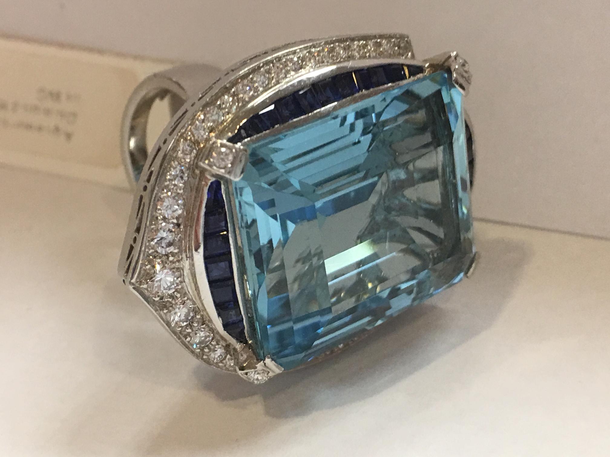 42 Carat Natural Aquamarine Sapphire and Diamond Ring 2