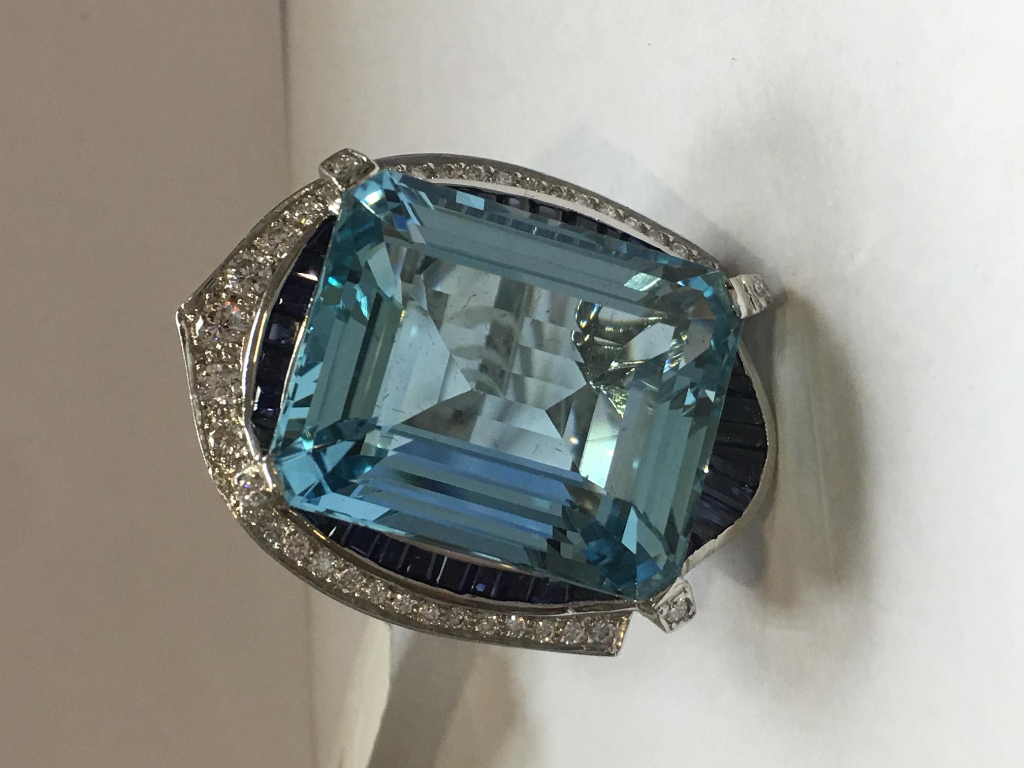 42 Carat Natural Aquamarine Sapphire and Diamond Ring In Excellent Condition In Trumbull, CT