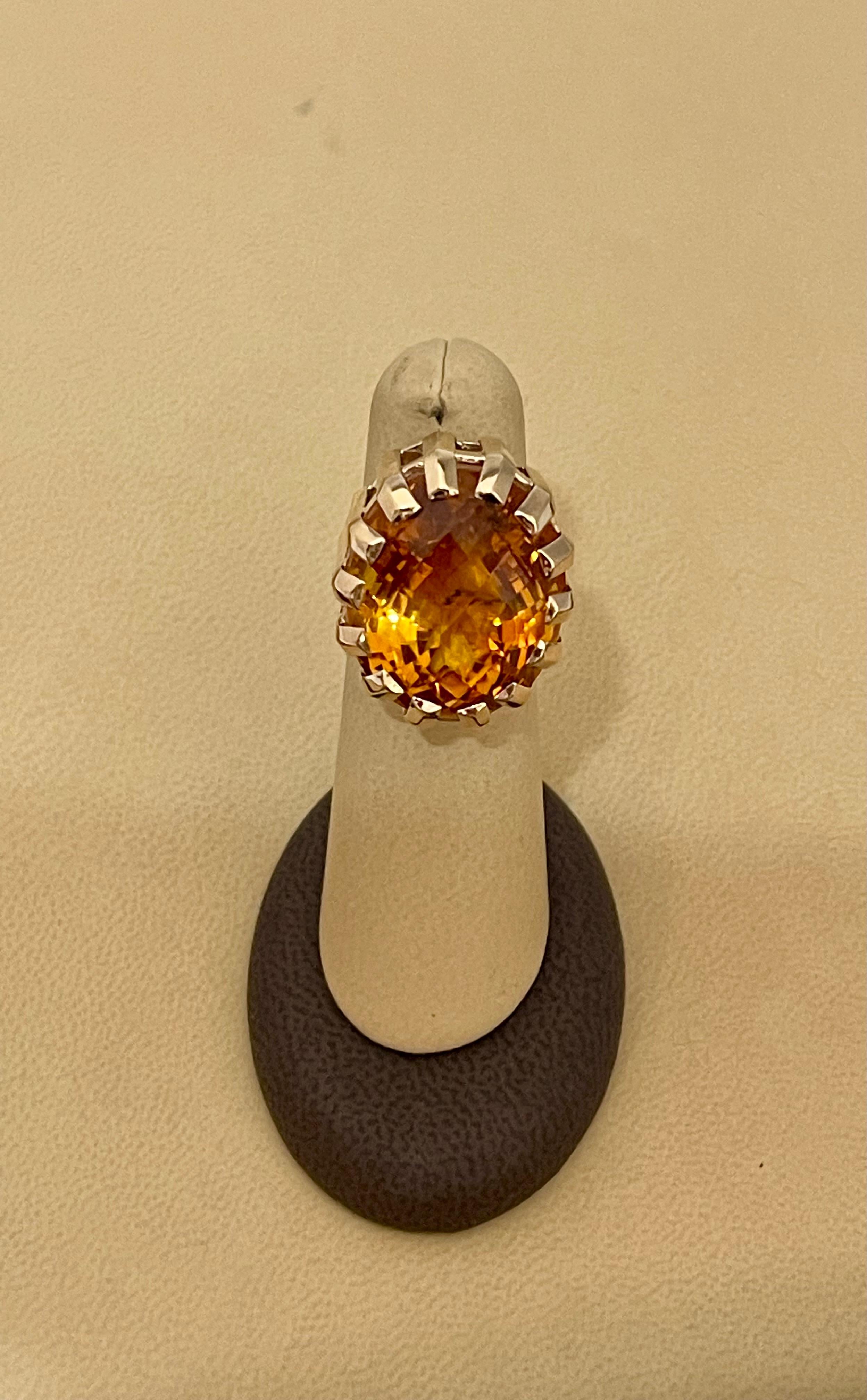 Bague cocktail en or jaune 14 carats avec citrine ovale naturelle de 42 carats, ancienne propriété en vente 2