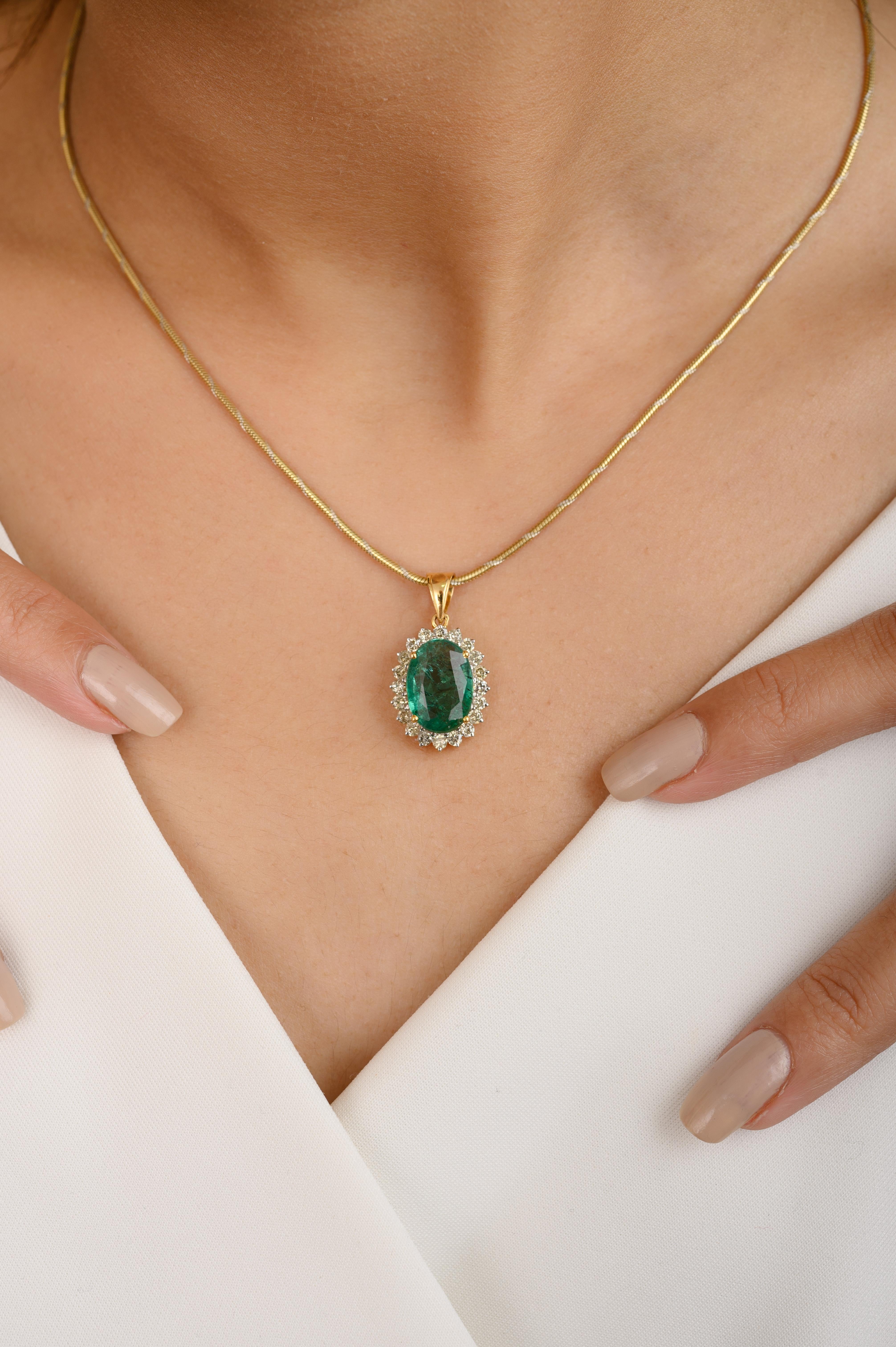 Oval Cut 4.2 Carat Oval Emerald Diamond Halo Pendant for Gift in 14k Solid Yellow Gold For Sale