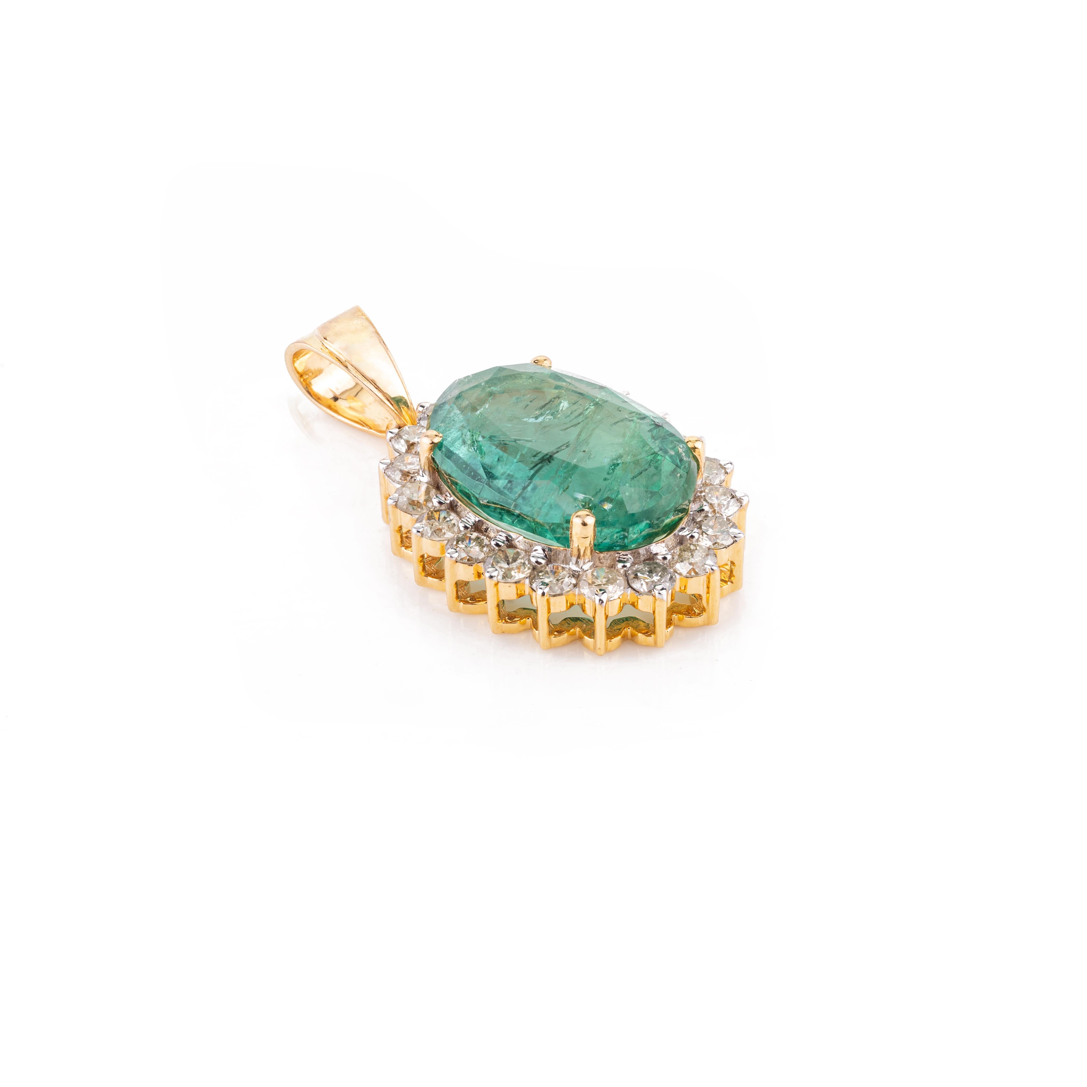 4.2 Carat Oval Emerald Diamond Halo Pendant for Gift in 14k Solid Yellow Gold In New Condition For Sale In Houston, TX