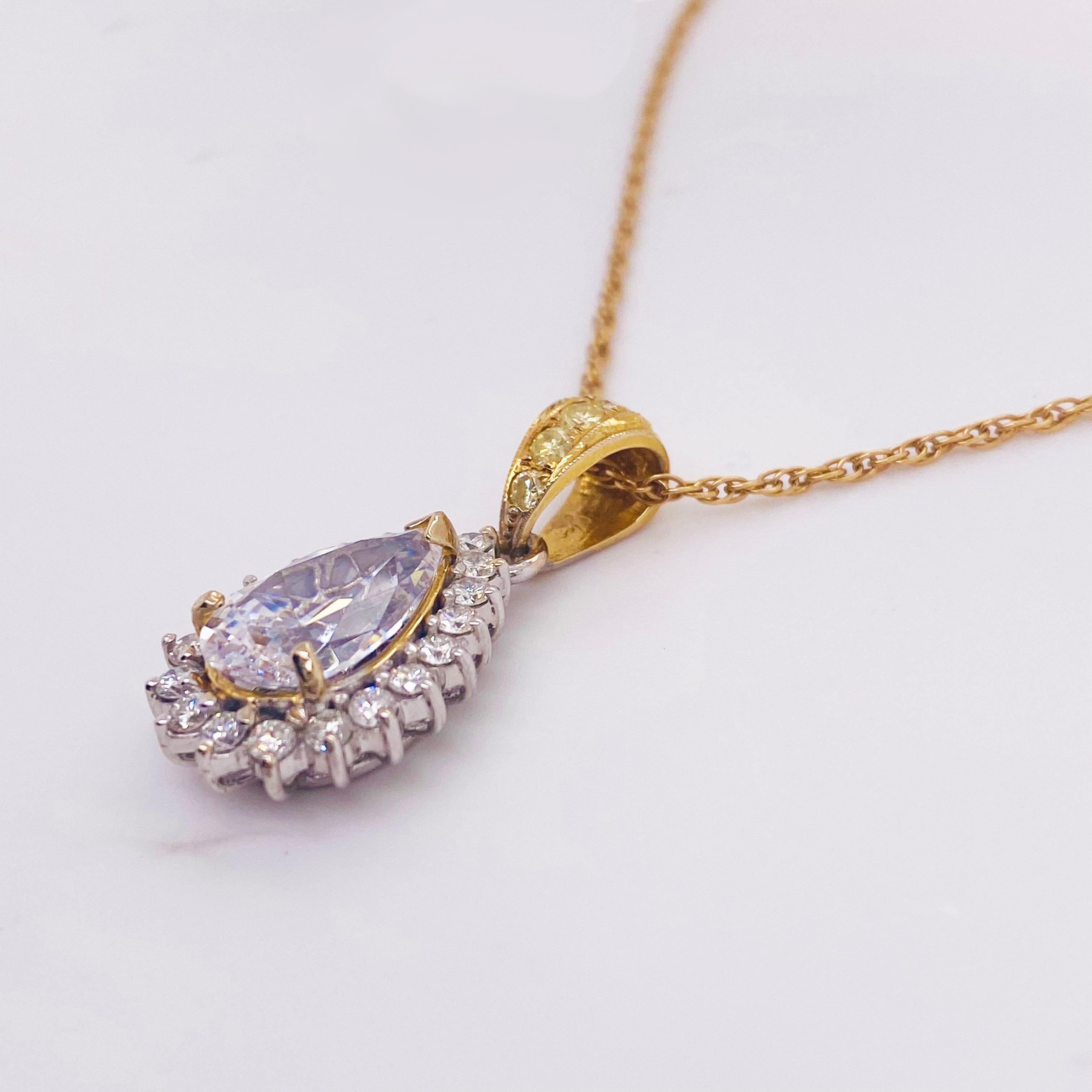 Artisan 4.2 Carat White & Yellow Diamond Pendant Necklace 18K Yellow Gold  For Sale