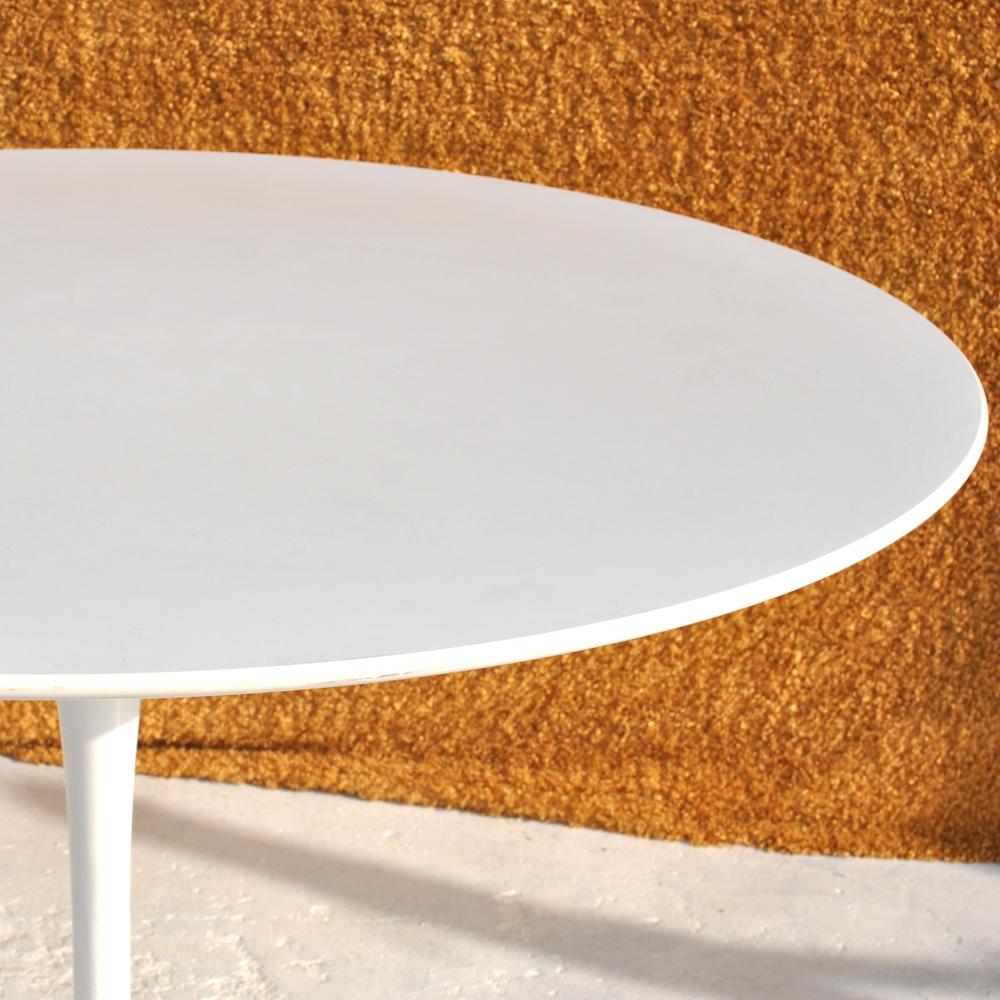 American Contemporary Knoll Eero Saarinen Dining Table